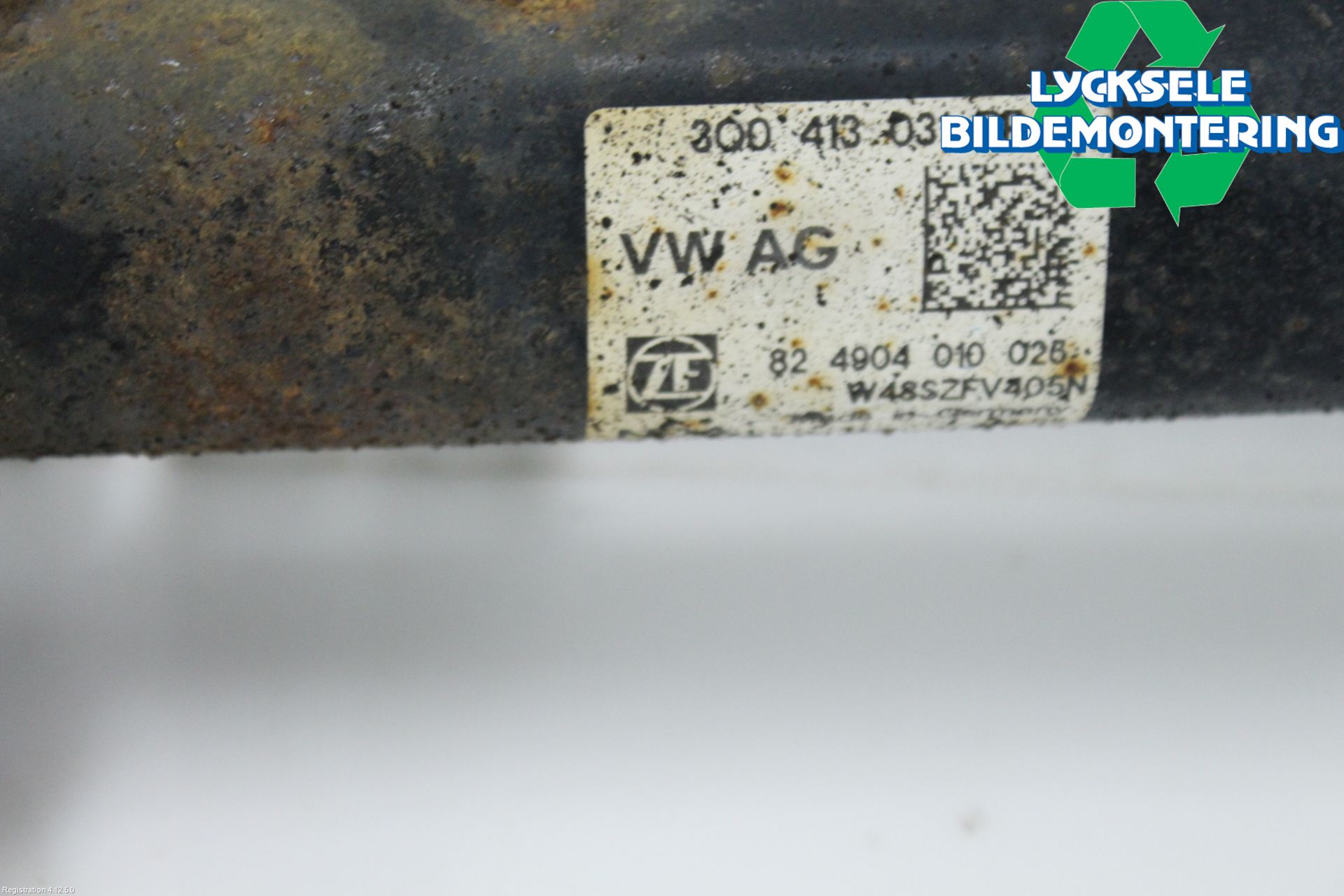Volkswagen VW PASSAT 15-19 Fjäderben Fram Höger