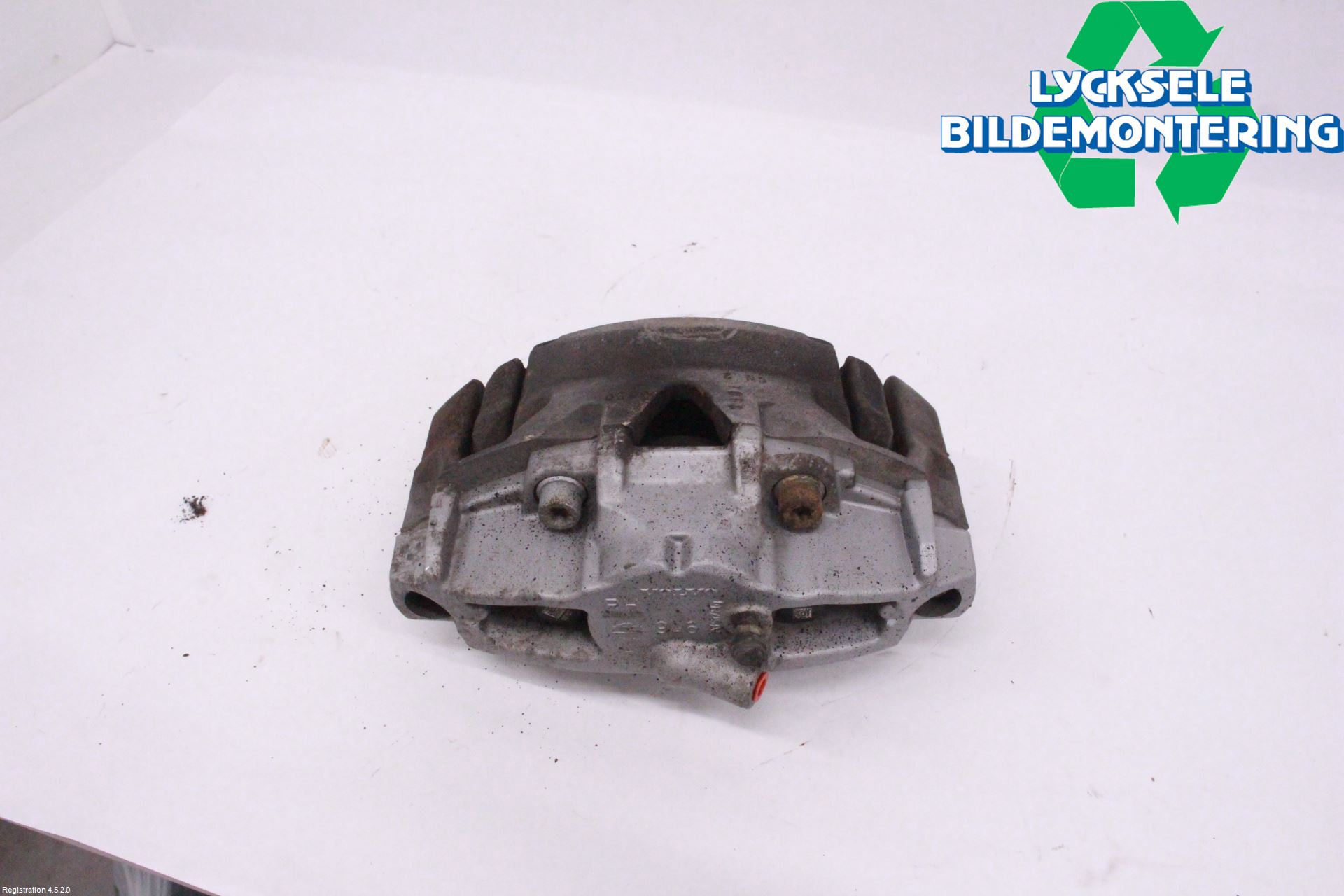 Volvo XC70 14-16 Bromsok Fram Höger