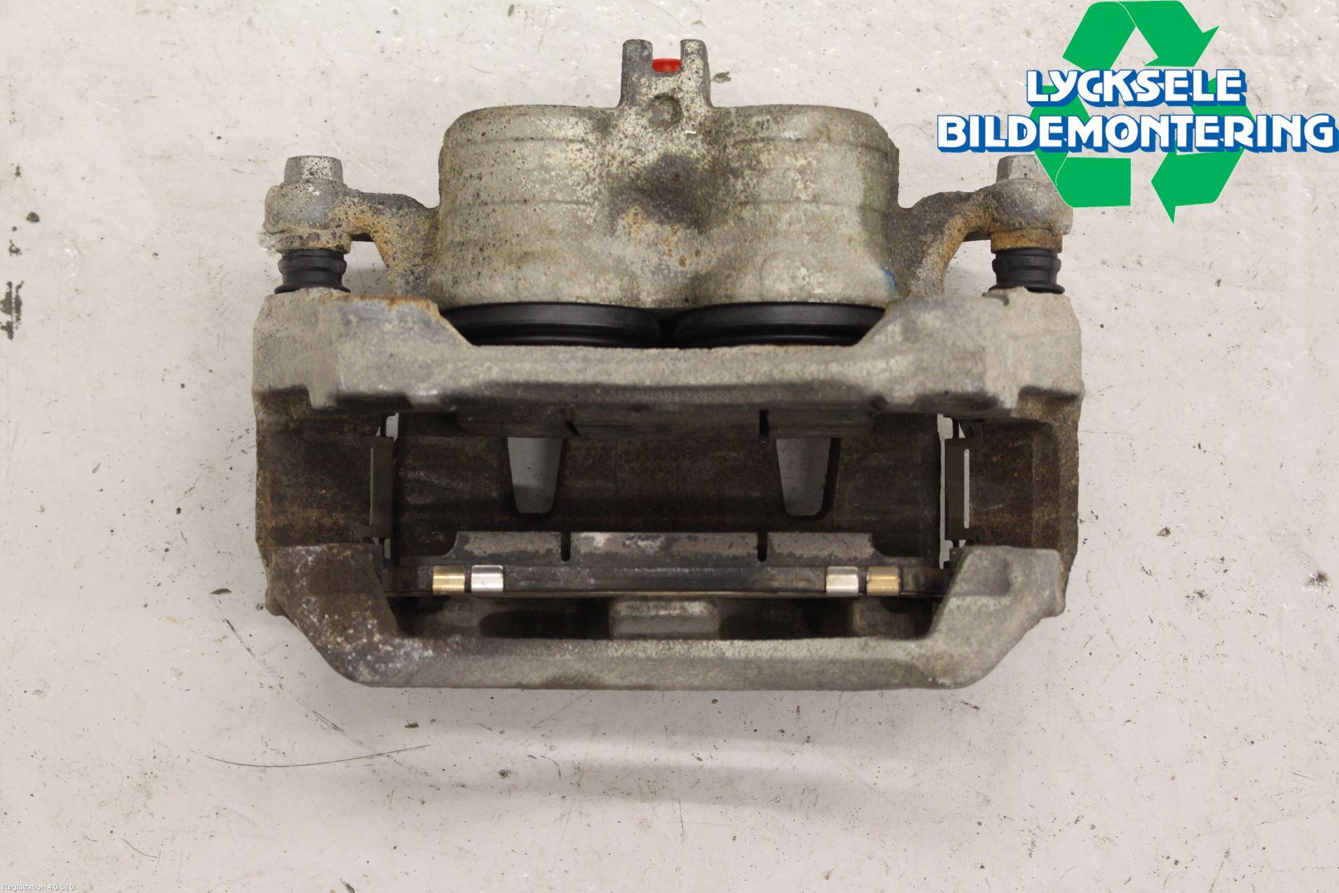 Nissan LEAF 18- Bromsok Fram Höger