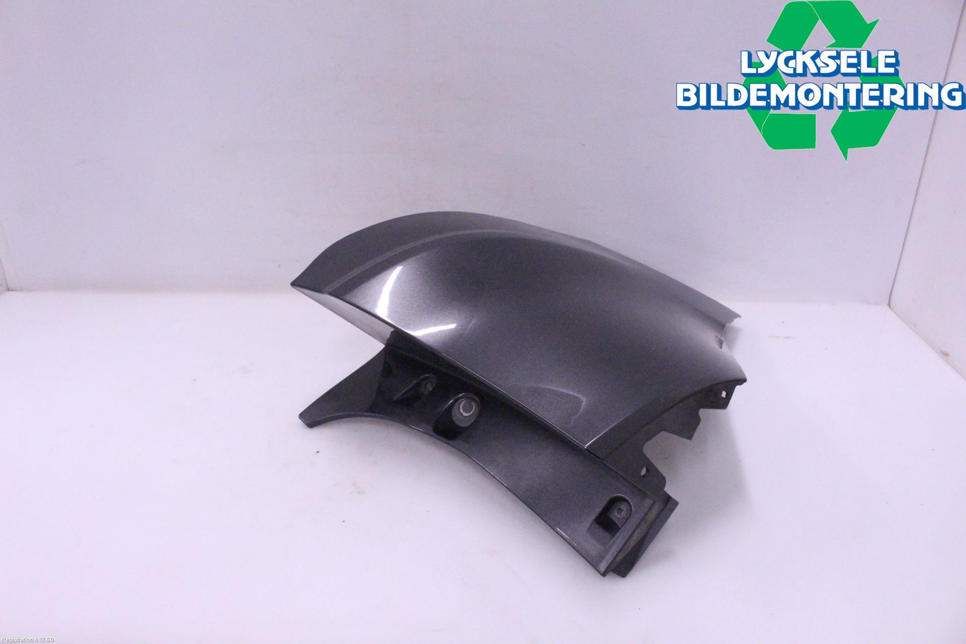 Ford KUGA 13-16 Stötfångardel Bak Vä