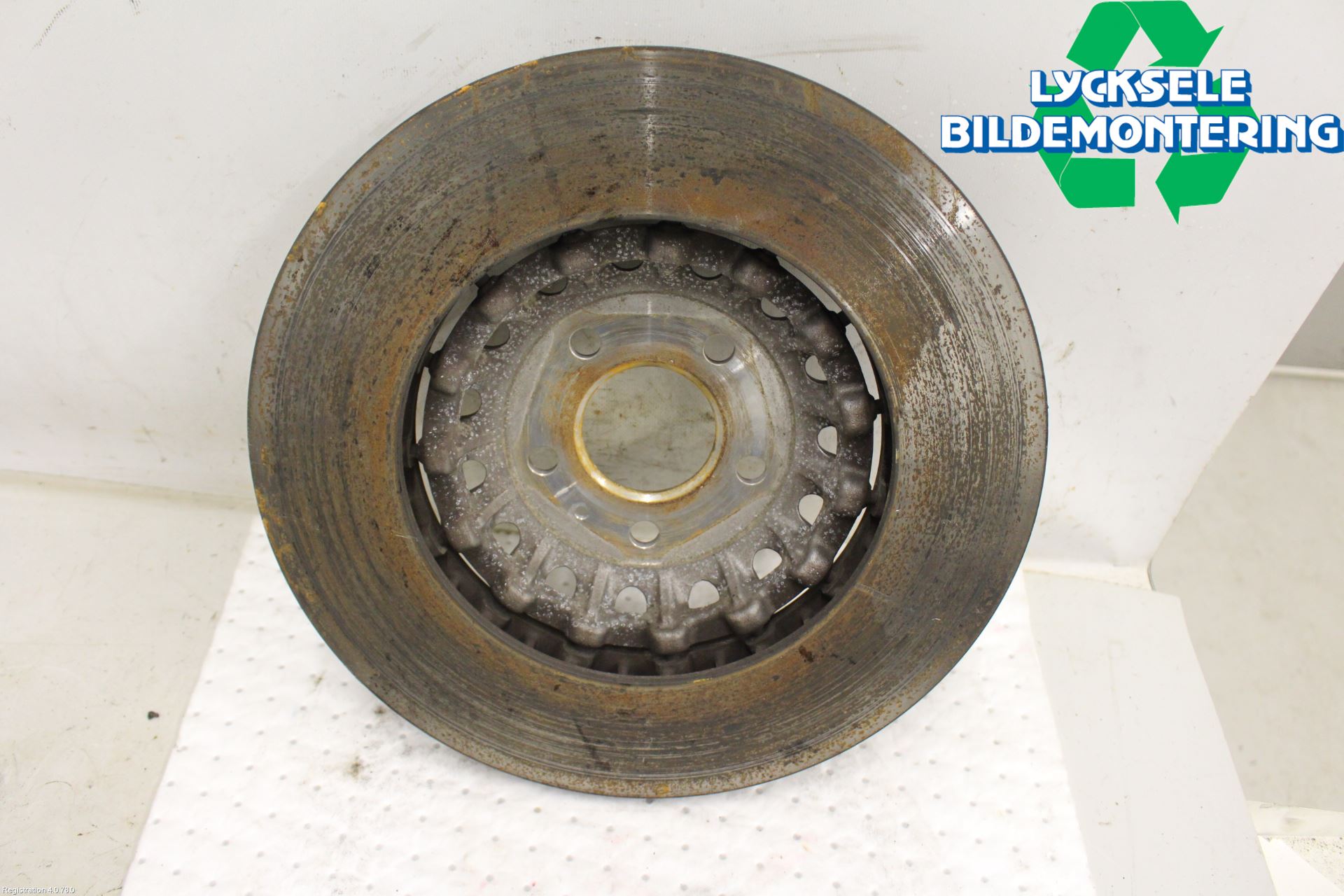 Audi A6 F2/C8 19- Bromsskiva Fram