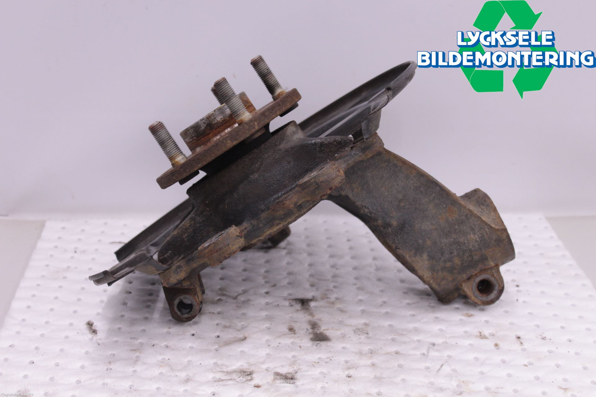 Ford FOCUS 15-18 Styrspindel Lagerhus Hö