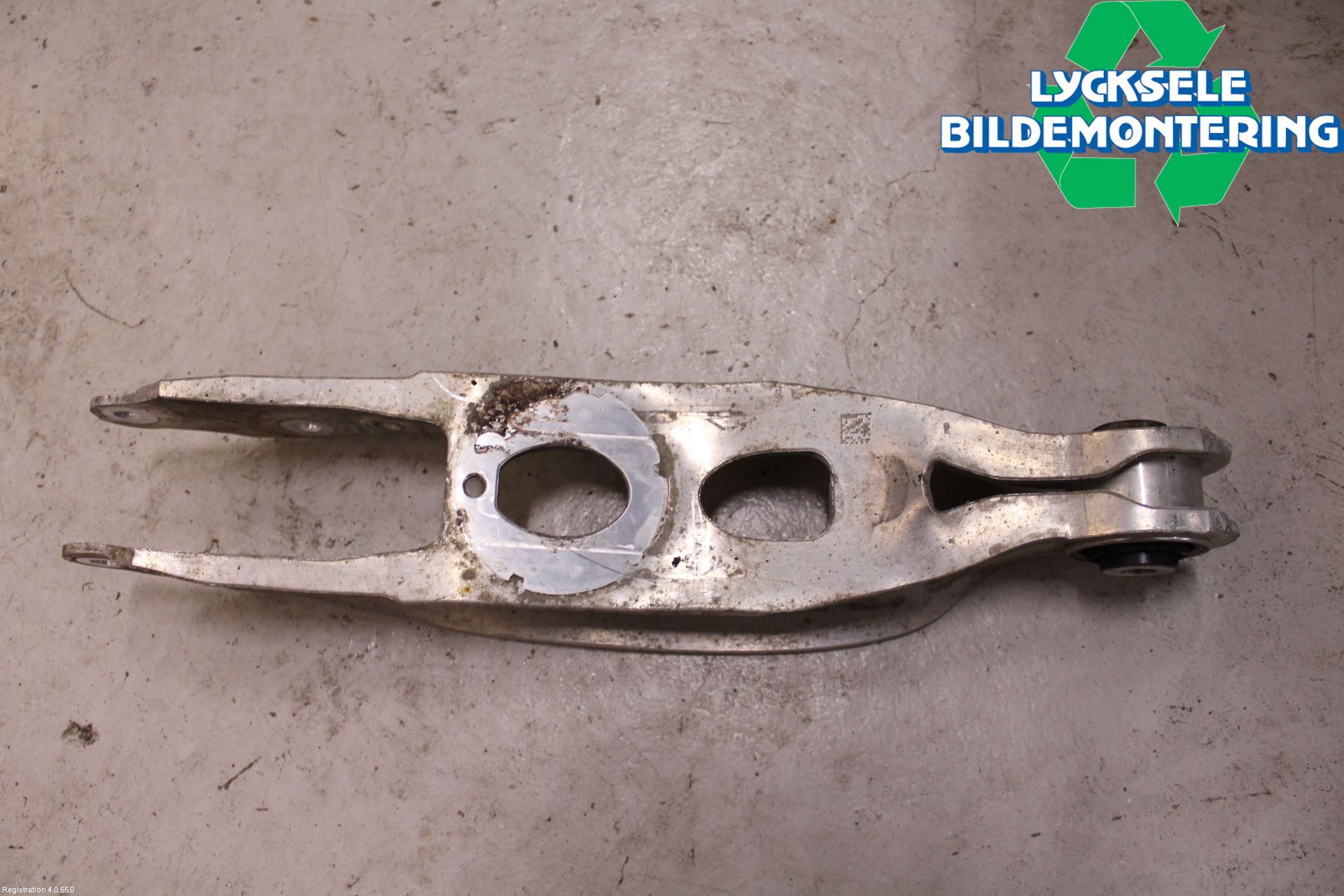 Audi A4/S4 B9 16-19 Bärarm Bak Höger