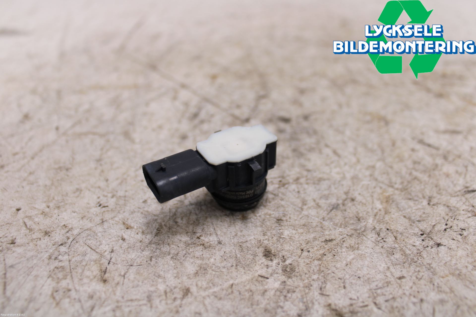 BMW 3 F30/F31/F80 12-19 Parkeringshjälp Frontsensor