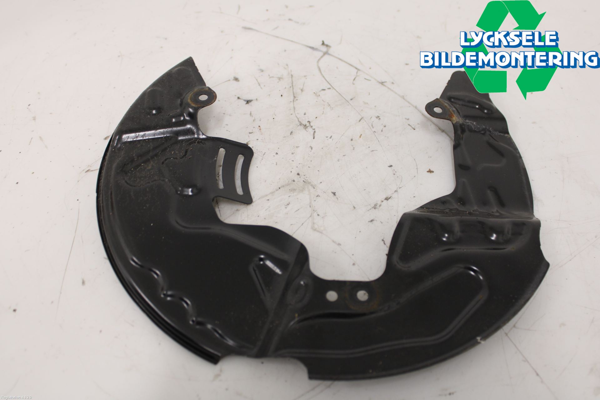 Ford KUGA/KUGA PHEZ/FHEV 20- Bromssköld Fram