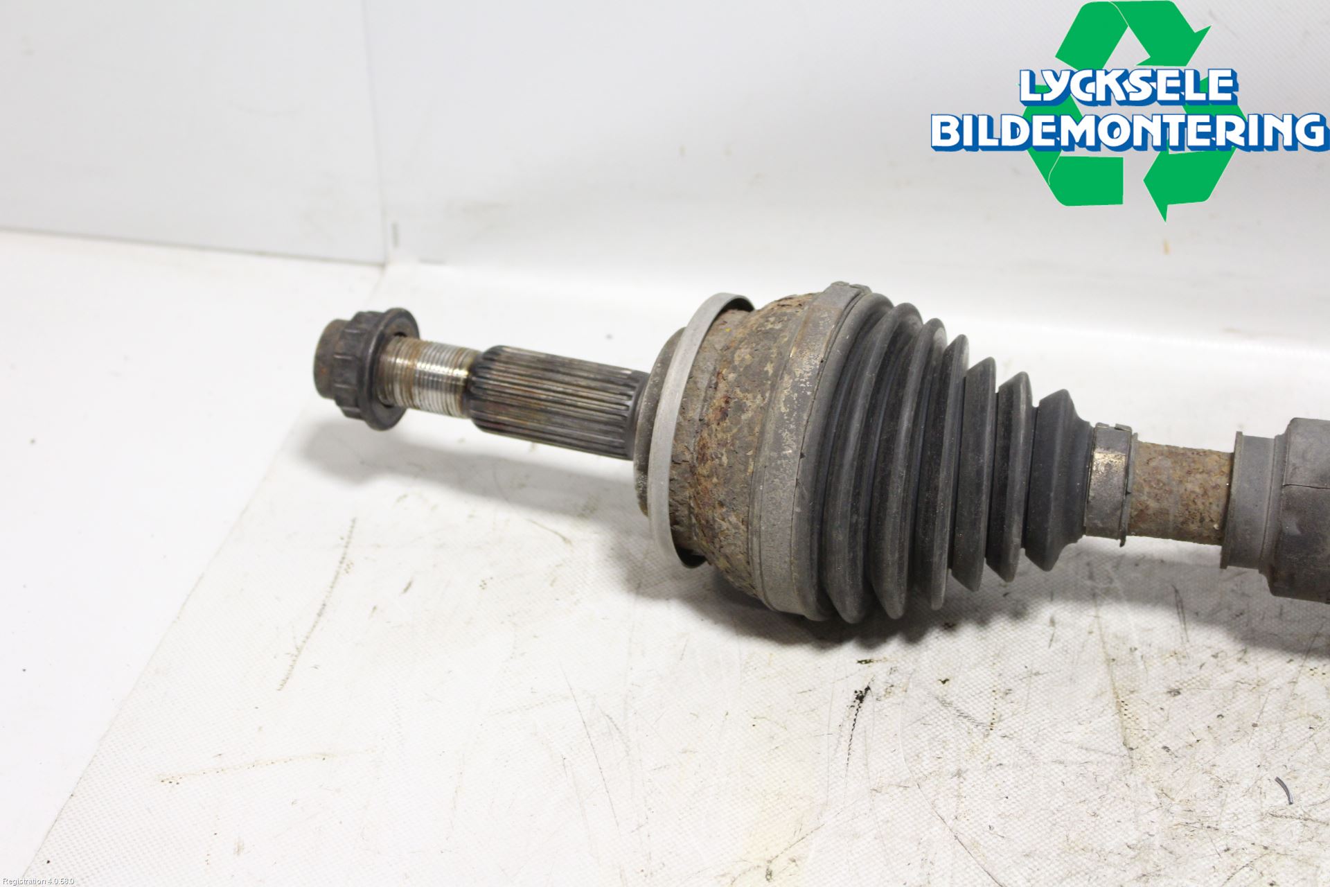 Toyota PRIUS ZVW30 09-20 Drivaxel Fram Vänster
