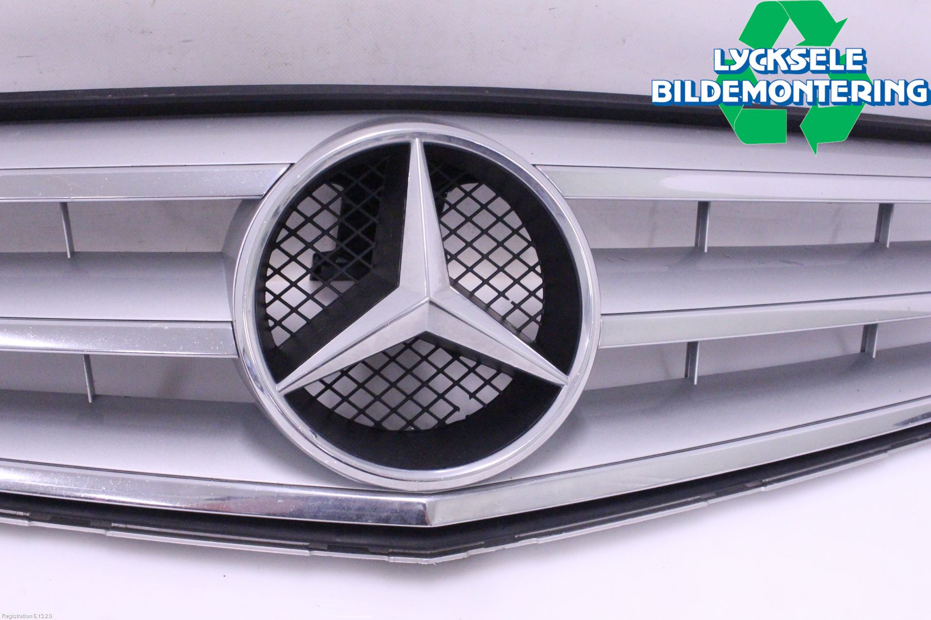 Mercedes-Benz MB C-KLASS (W204) 07-15 Grill Komp