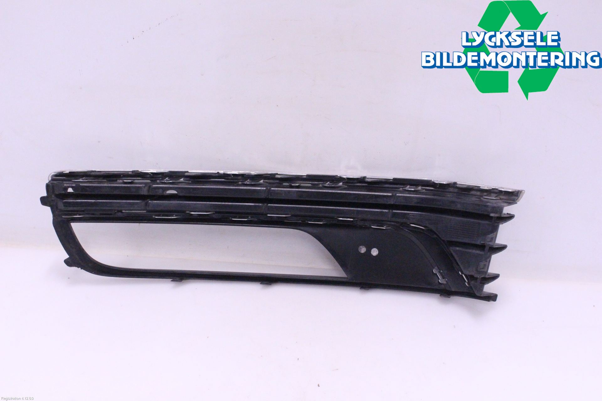 Volkswagen VW PASSAT 11-14 Dimljussarg Fram