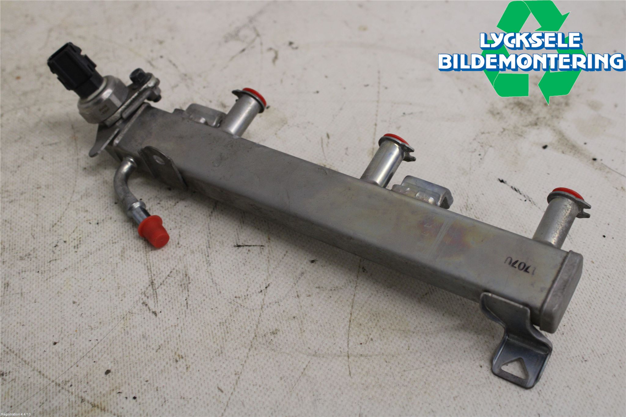 Toyota YARIS CROSS XP21 21- Inj. Fuelrail