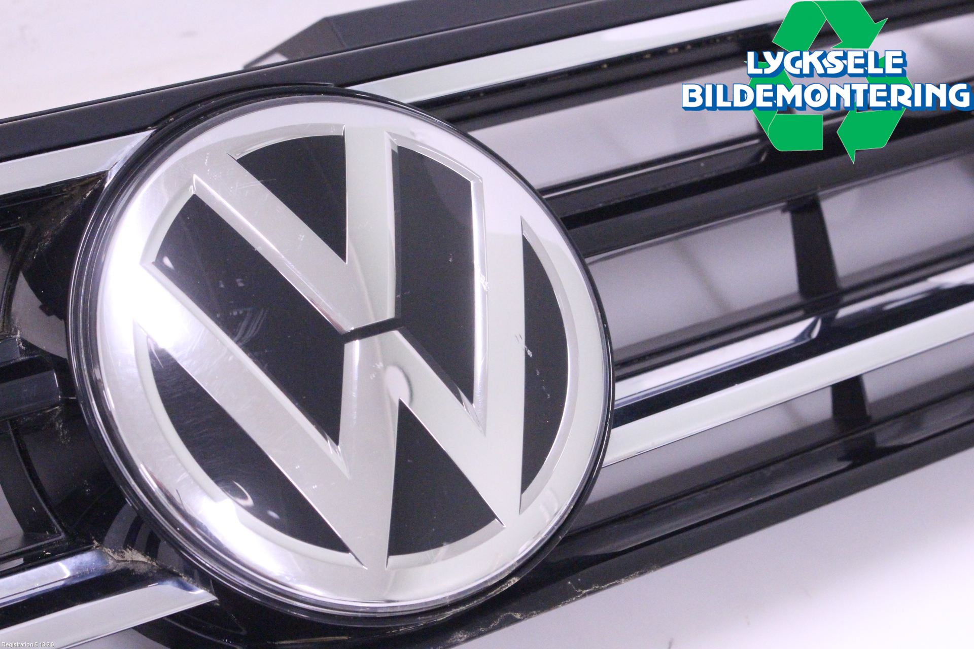 Volkswagen VW TIGUAN 16-24 Grill Komp