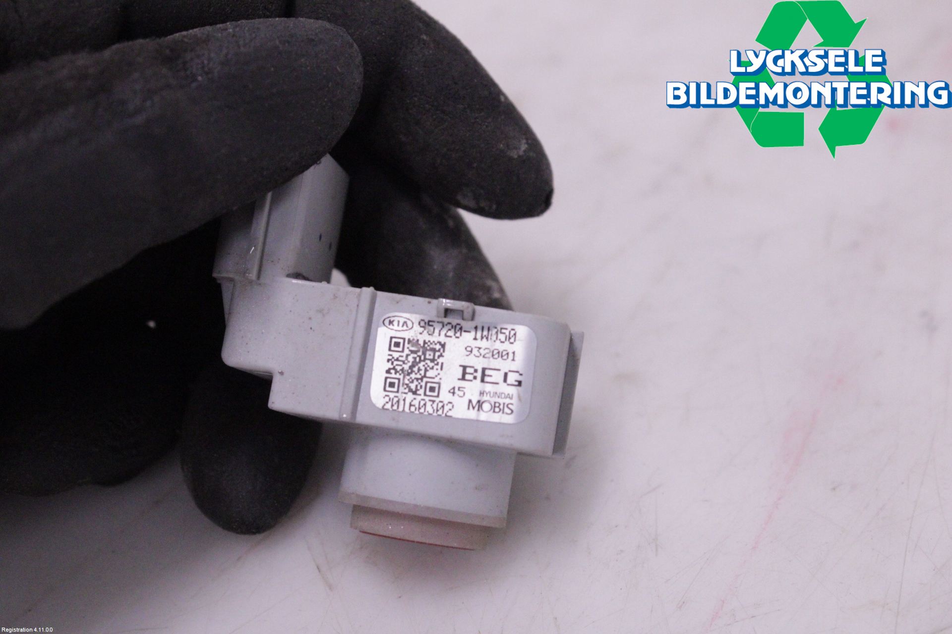 Kia RIO 12-16 Parkeringshjälp Backsensor