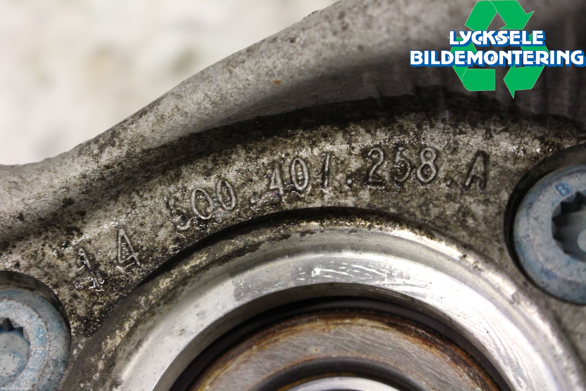 Volkswagen VW TIGUAN 16-24 Styrspindel Lagerhus Hö