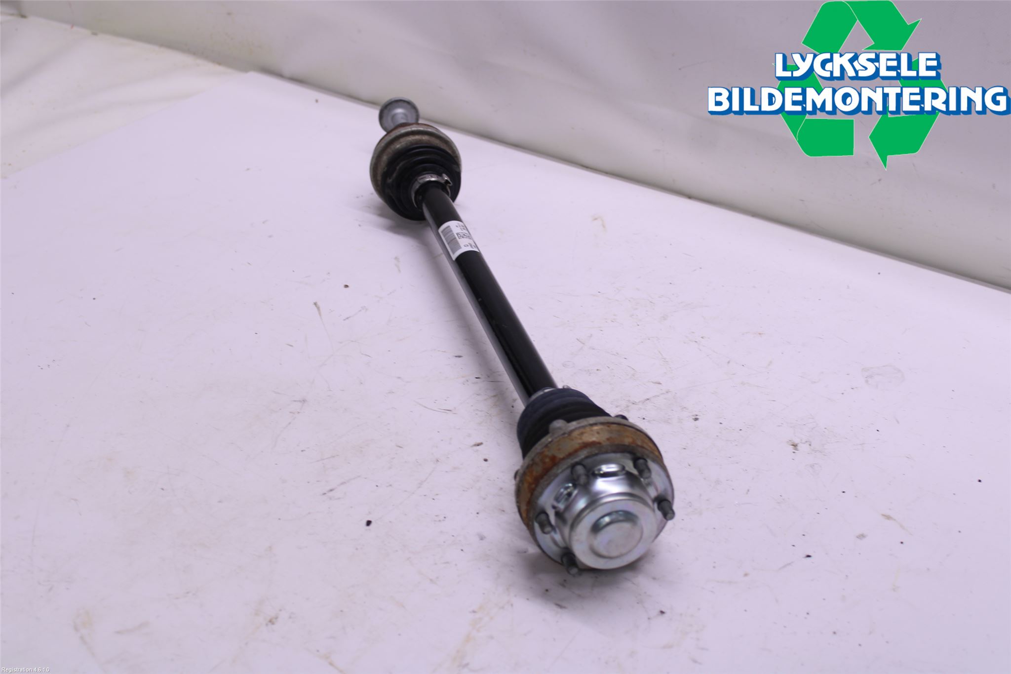 Skoda KODIAQ 17-24 Drivaxel Bak Vänster