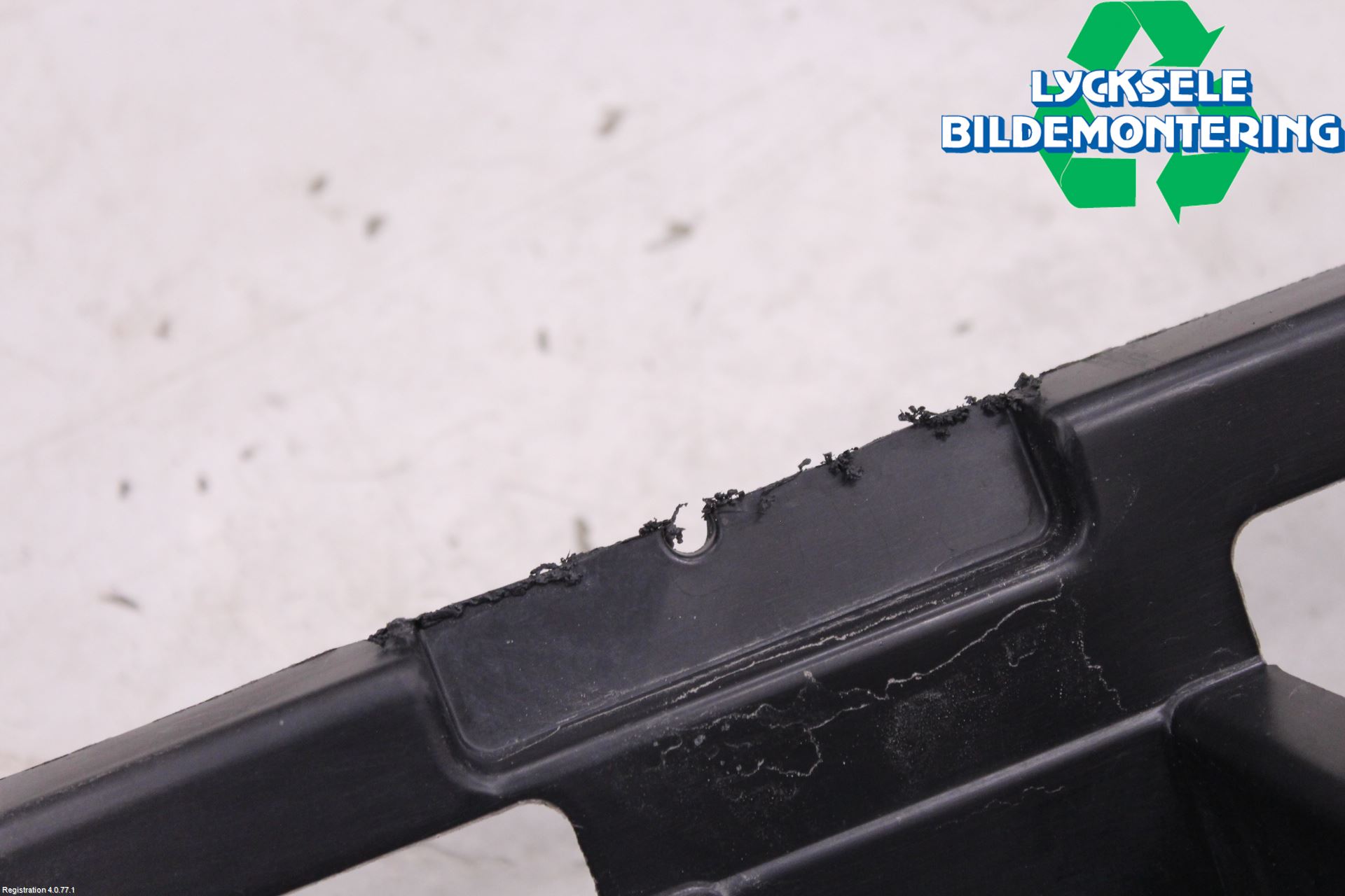 Ford KUGA 17-19 Stötfångare Deformelement Bak