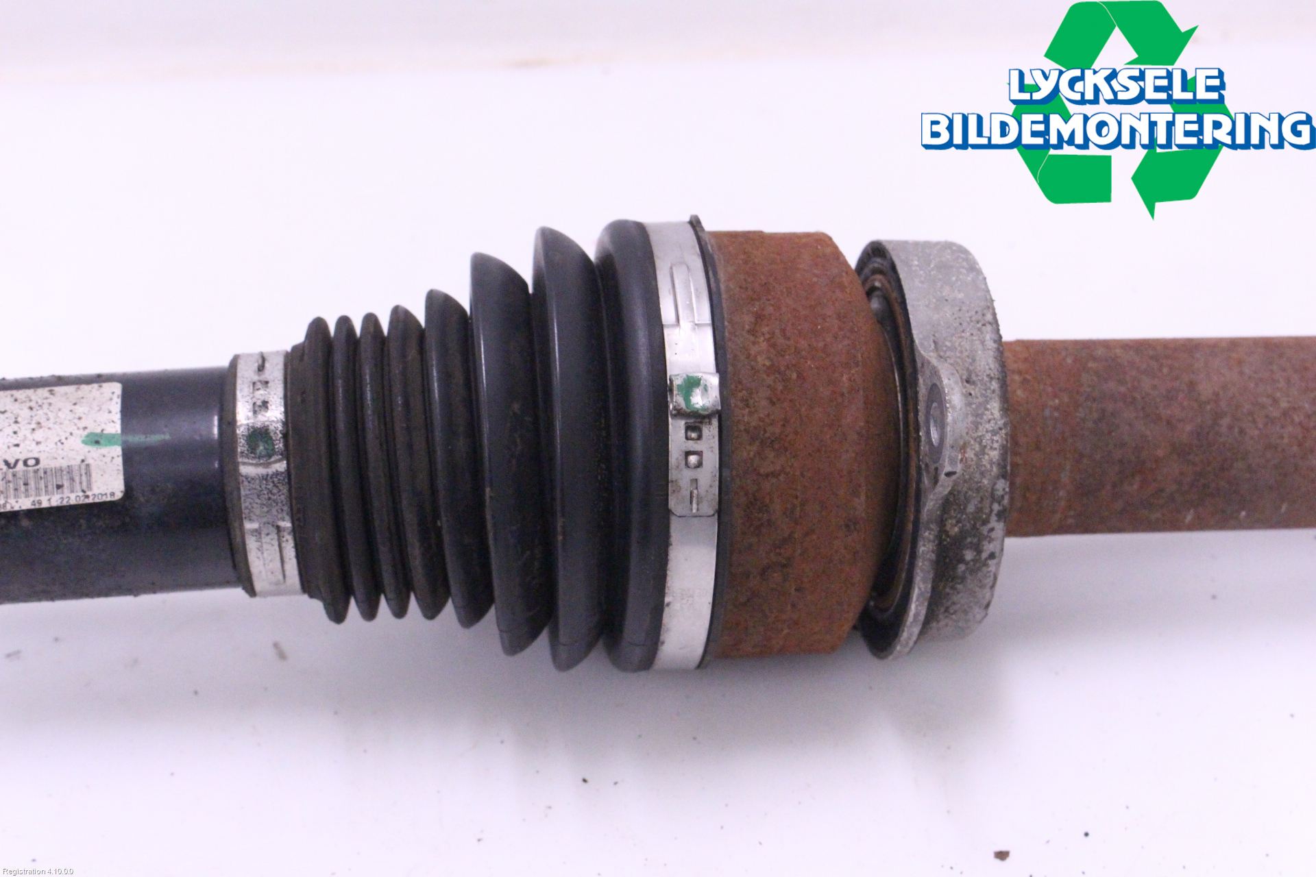 Volvo V60 CROSS COUNTRY 16-18 Drivaxel Fram Höger