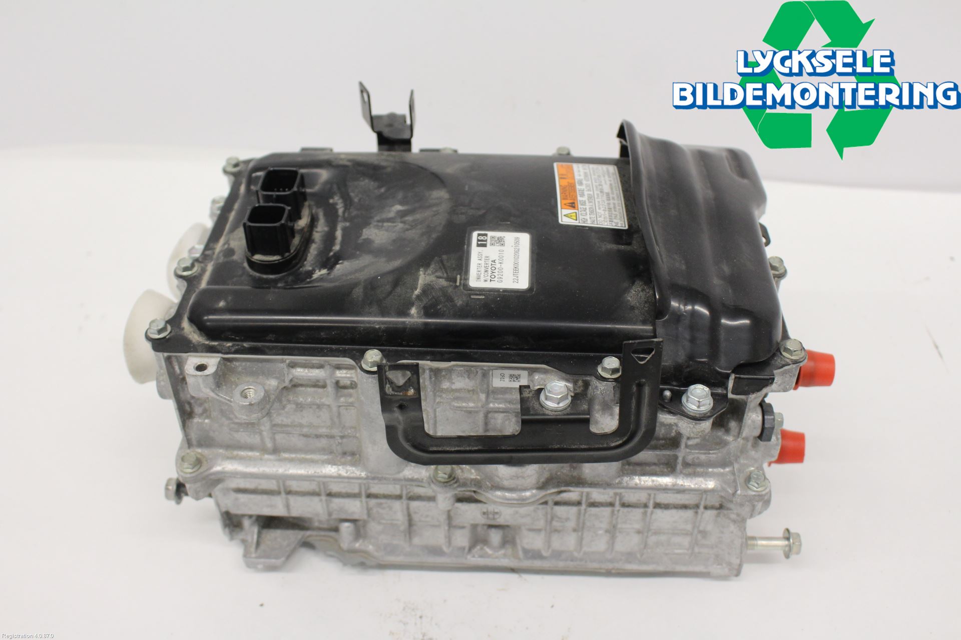 Toyota YARIS XP21 20- Inverter Hybrid