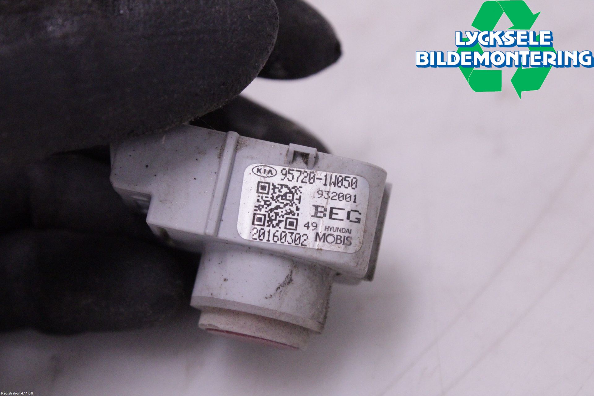 Kia RIO 12-16 Parkeringshjälp Backsensor