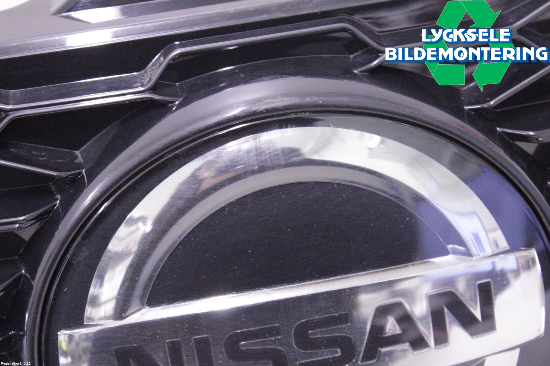 Nissan QASHQAI 17-21 Grill Komp