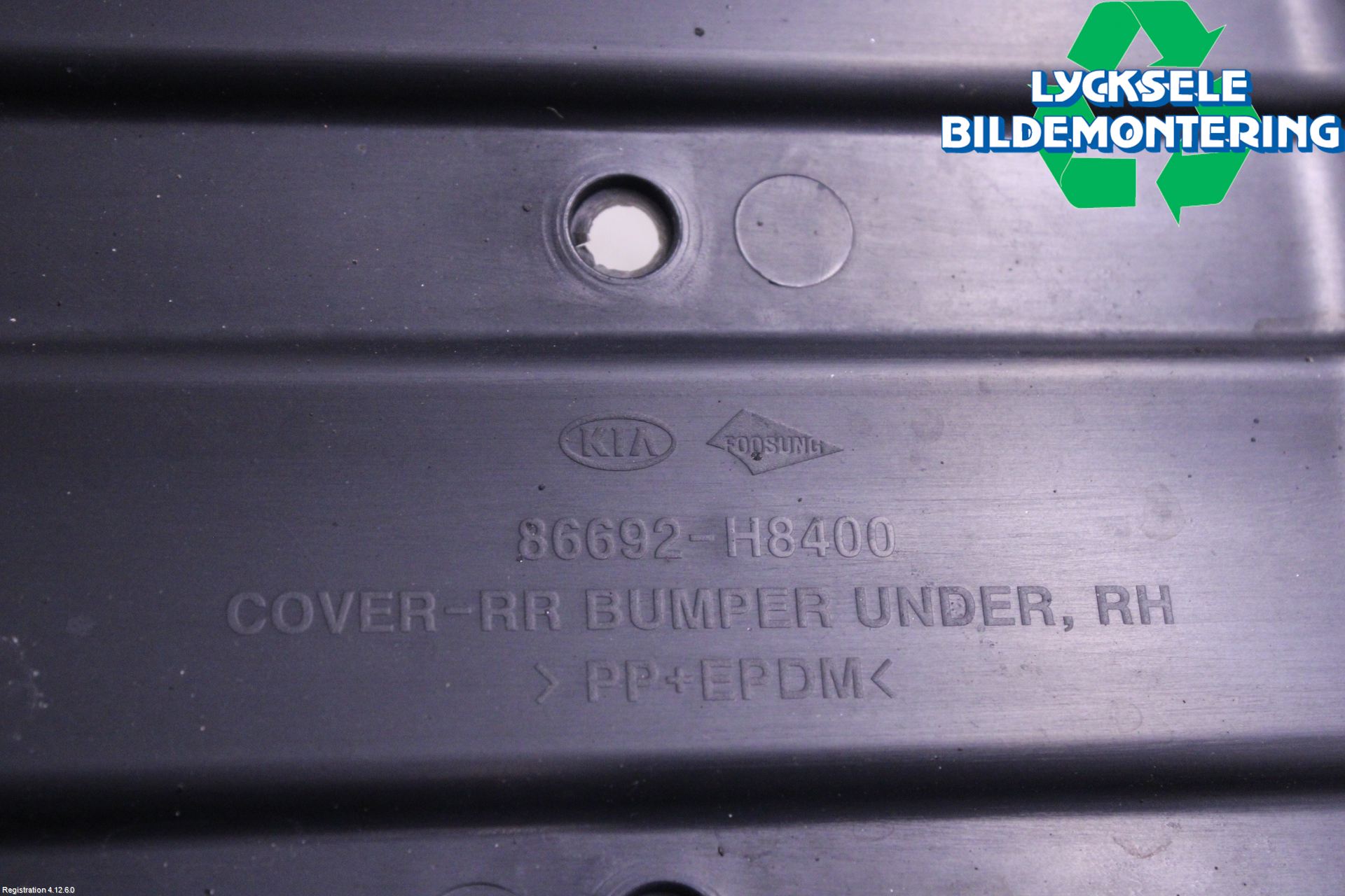 Kia STONIC 18->> Hasplåt Plåt-Plast