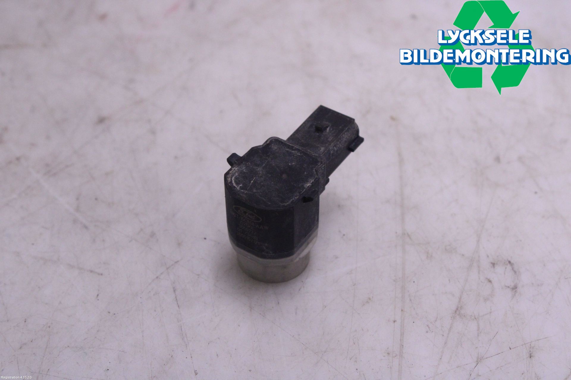 Ford FOCUS 15-18 Parkeringshjälp Frontsensor