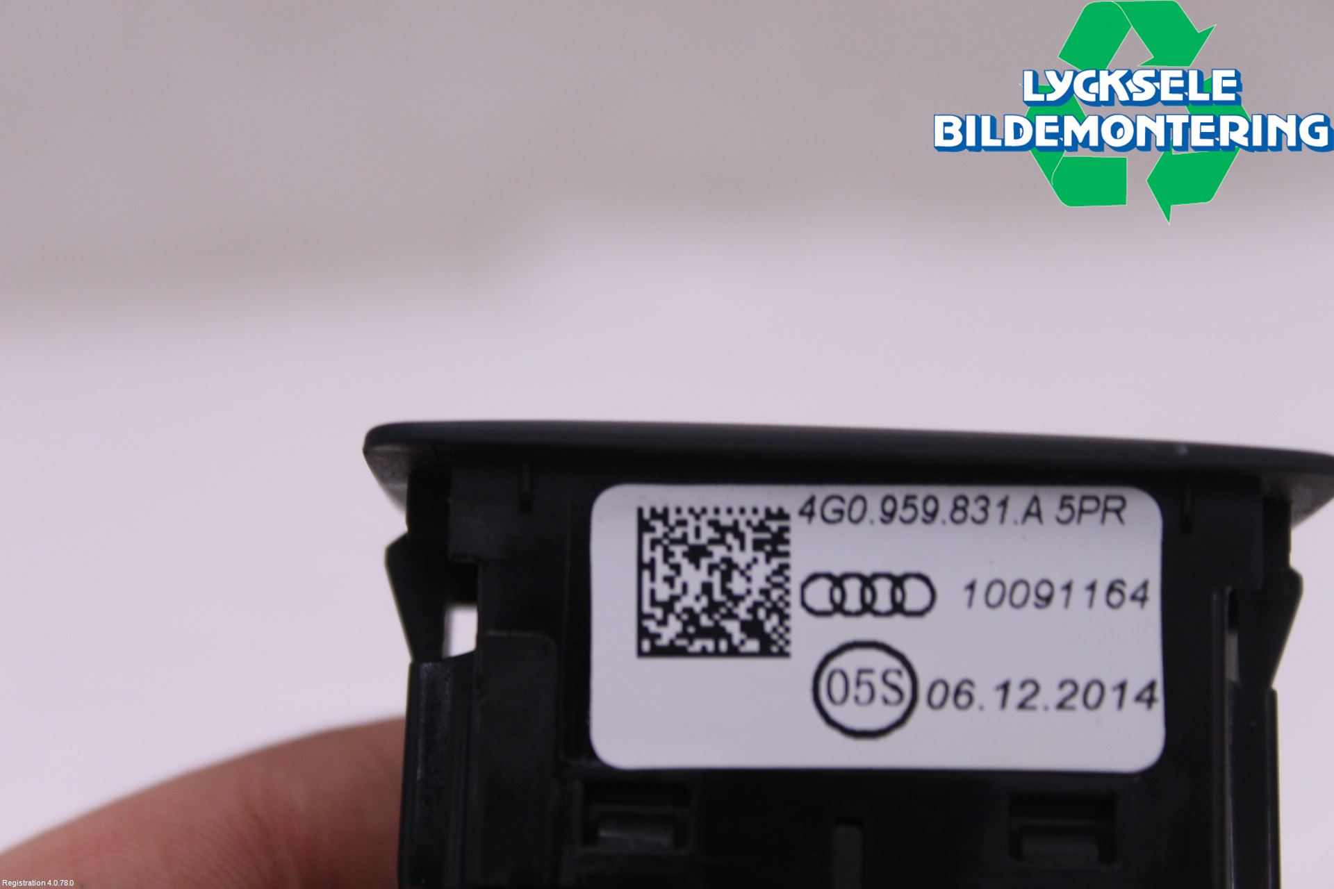 Audi A6 ALLROAD 12-18 Strömställare Baklucka