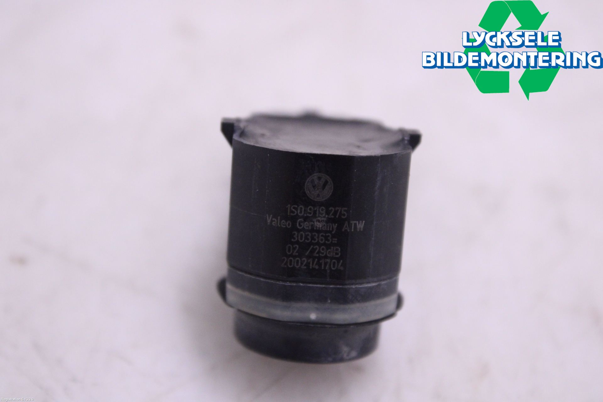 Volkswagen VW PASSAT 11-14 Parkeringshjälp Frontsensor