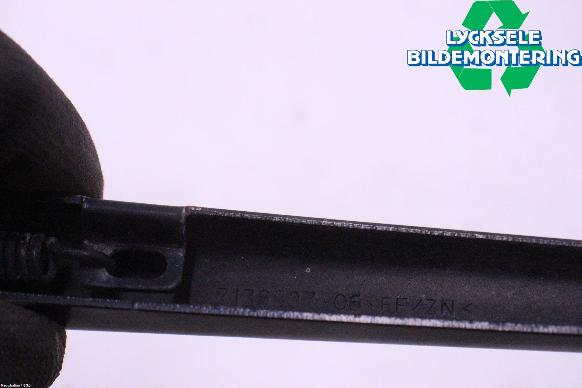 BMW X1 E84 10-15 Torkararm-Bakruta