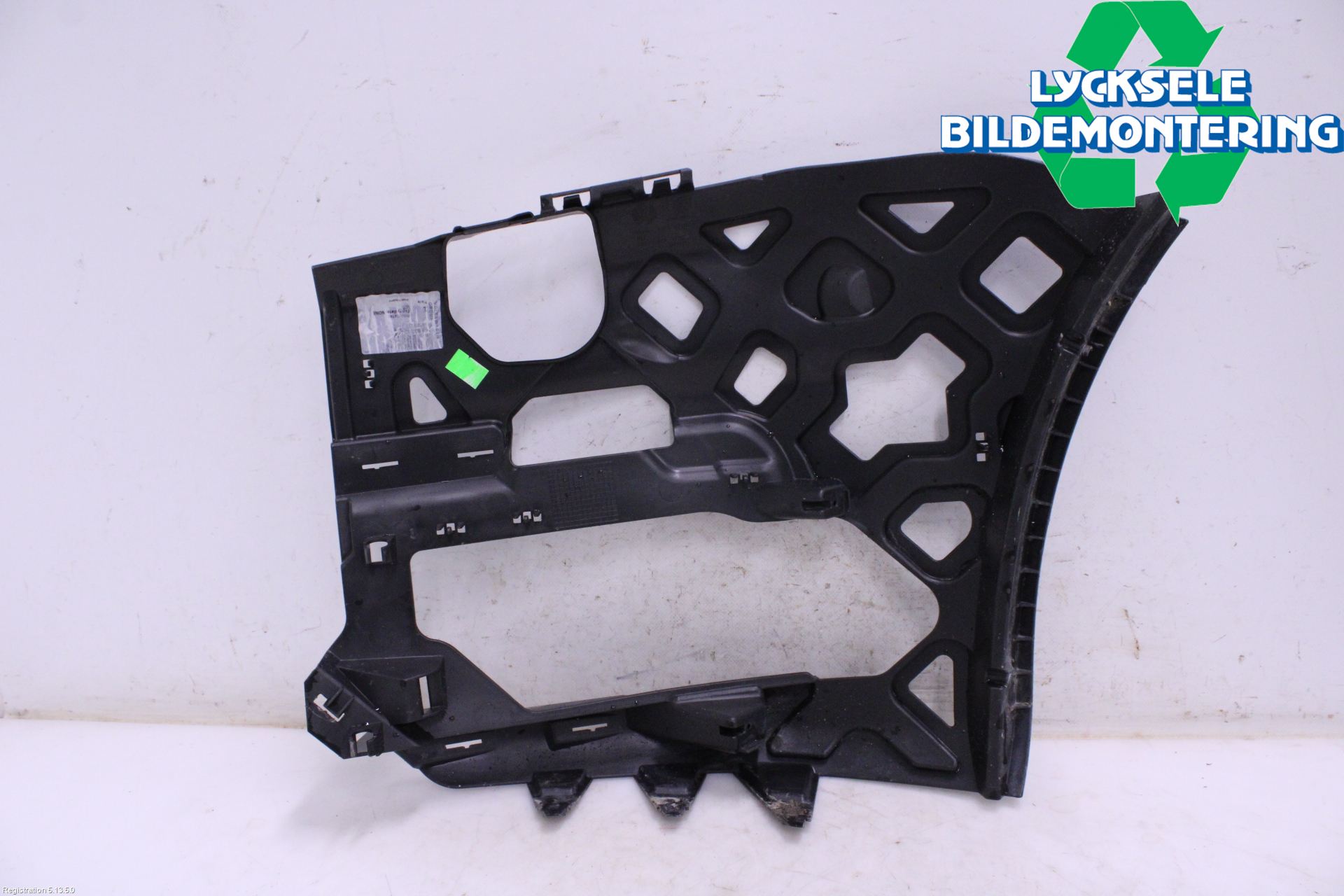 Volkswagen VW CADDY 16-20 Stötfångarfäste Fram Hö