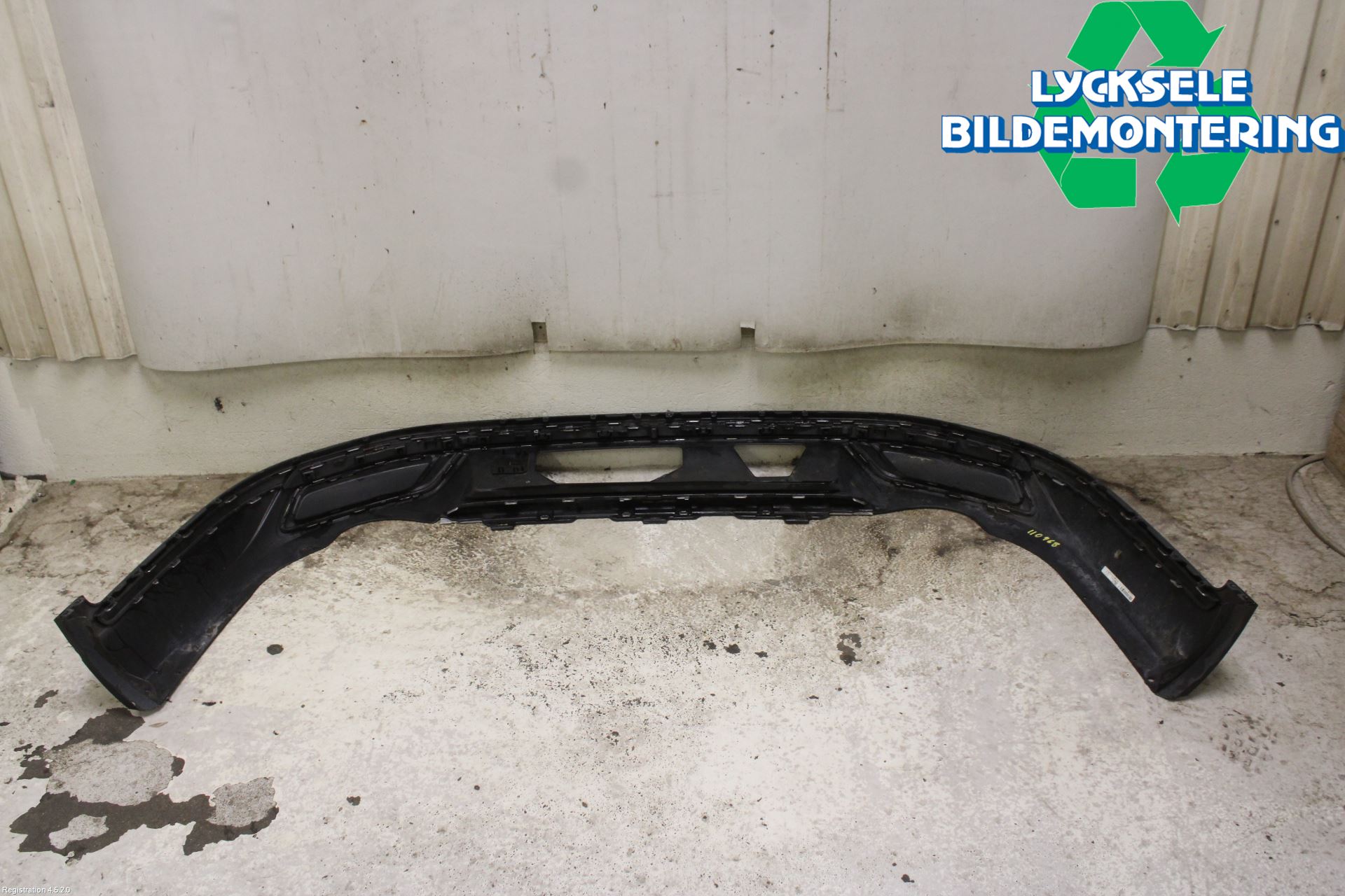 Volkswagen VW PASSAT 20-24 Spoiler Bak