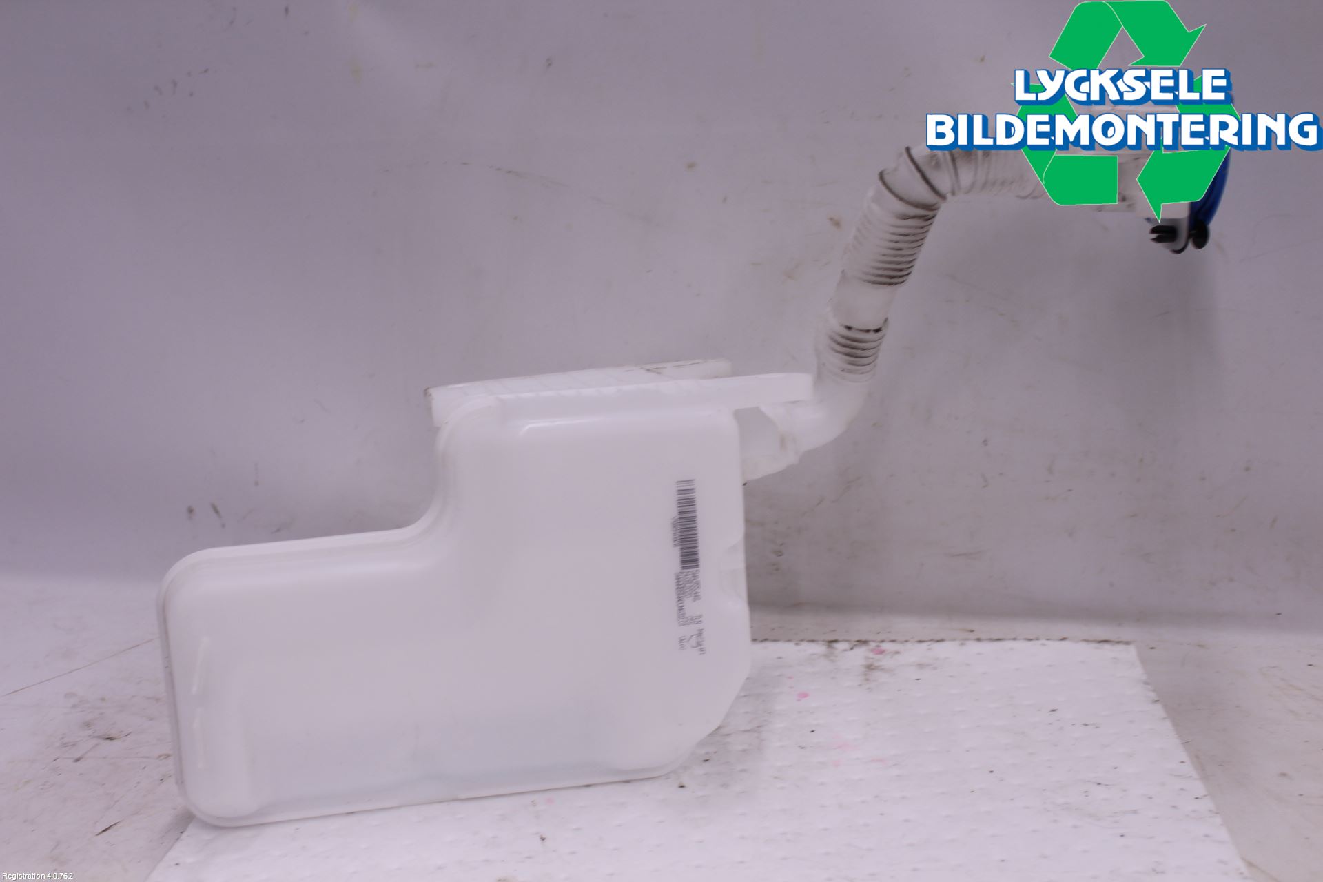 Audi A3/S3 8Y 21- Spolartank Vindruta-Strål