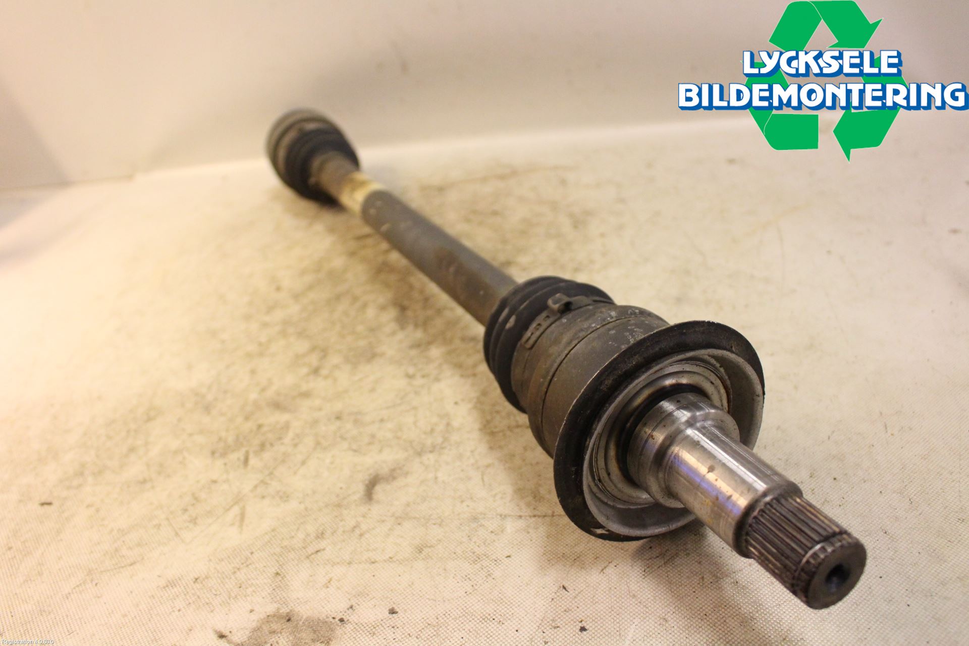 Mercedes-Benz MB GLC-KLASS (X253/C253) 15-22 Drivaxel Bak Höger