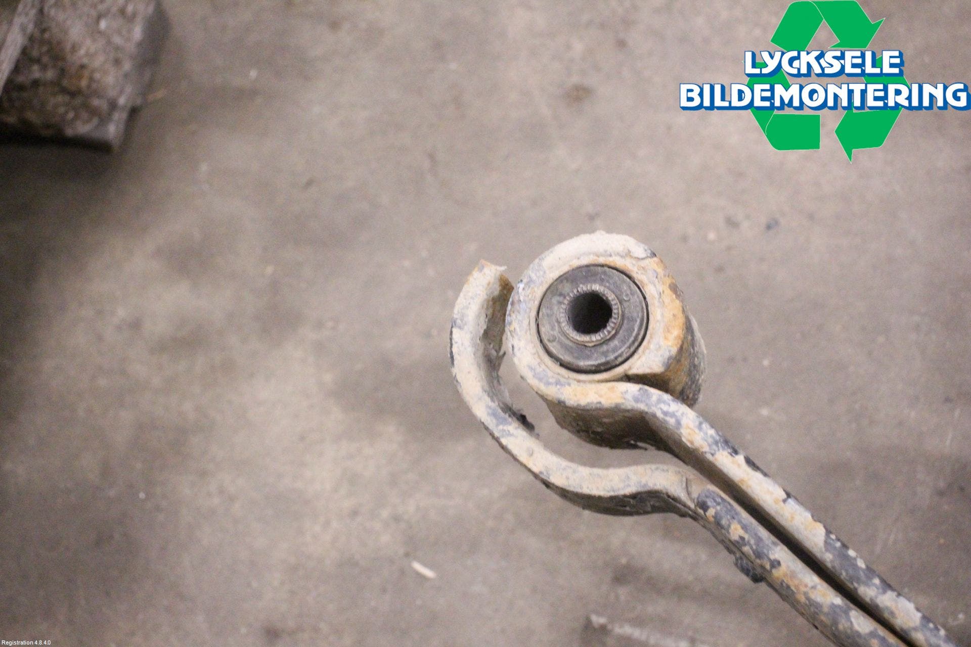 Toyota HILUX 16- Fjäder Bak Blad