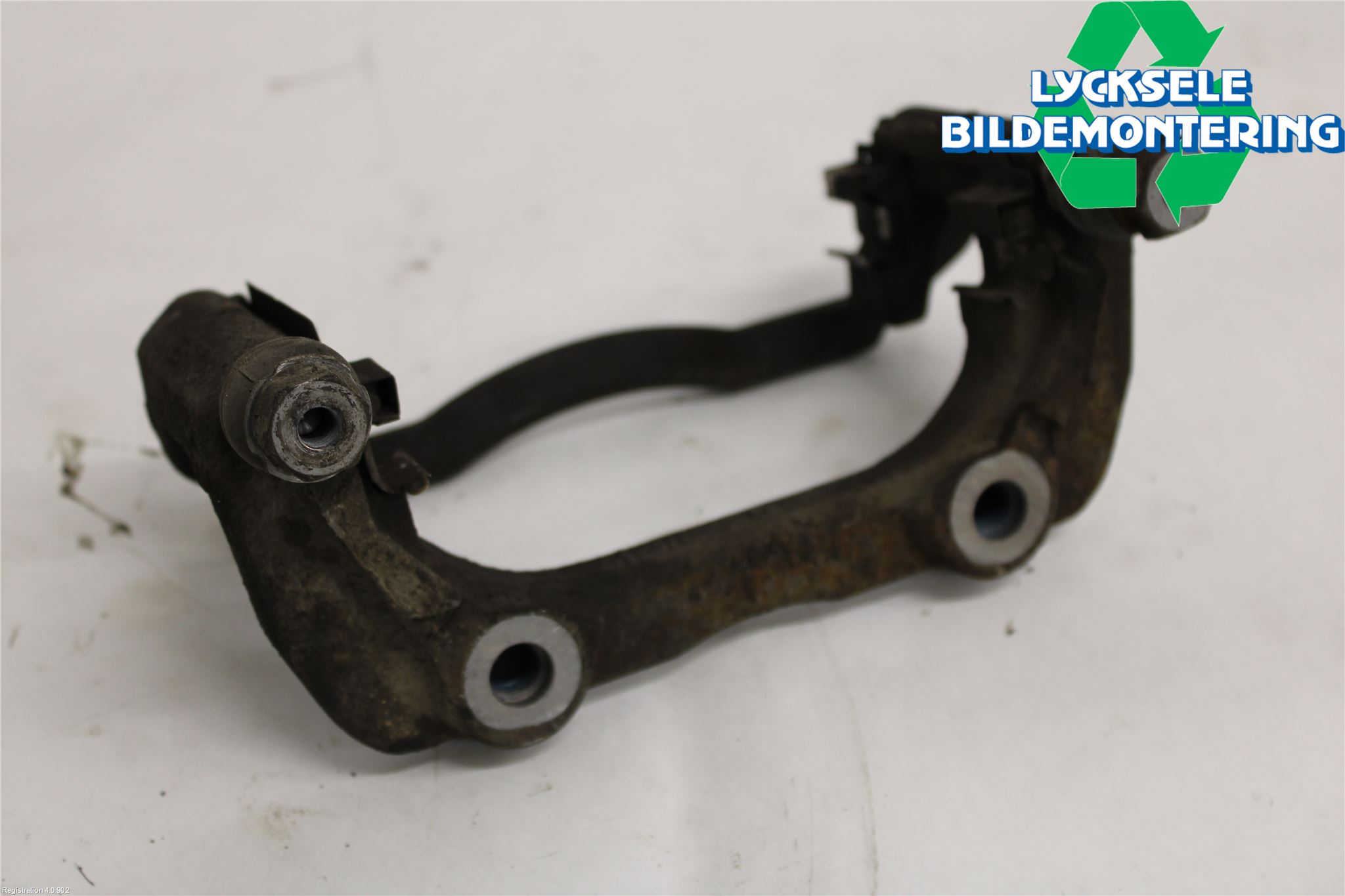 Mercedes-Benz MB C-KLASS (W204) 07-15 Bromsokshållare