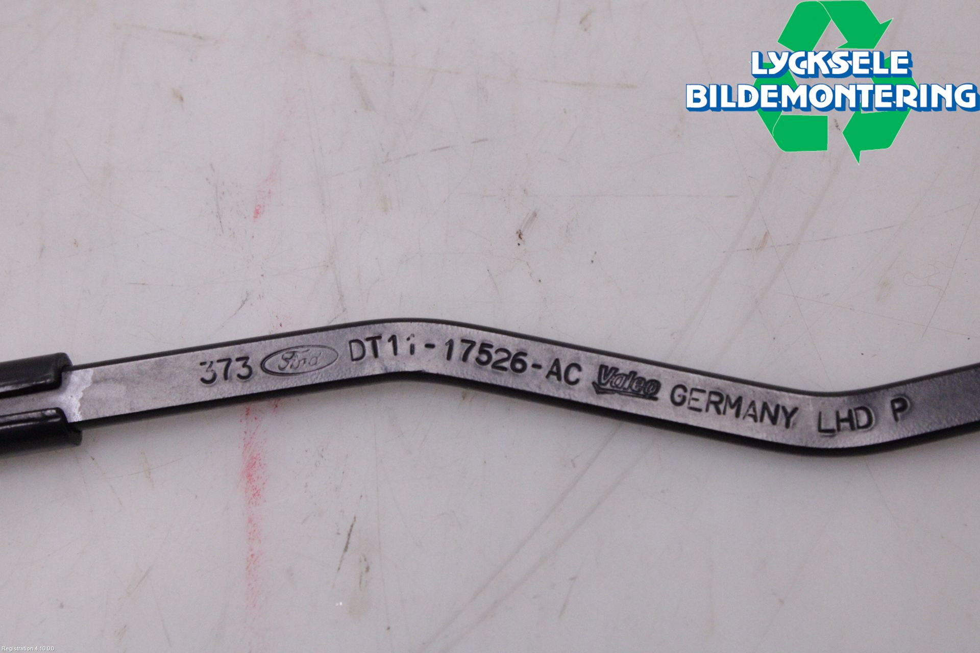 Ford TRANSIT/TOURNEO CONNECT 13-22 Torkararm Armar Vindruta
