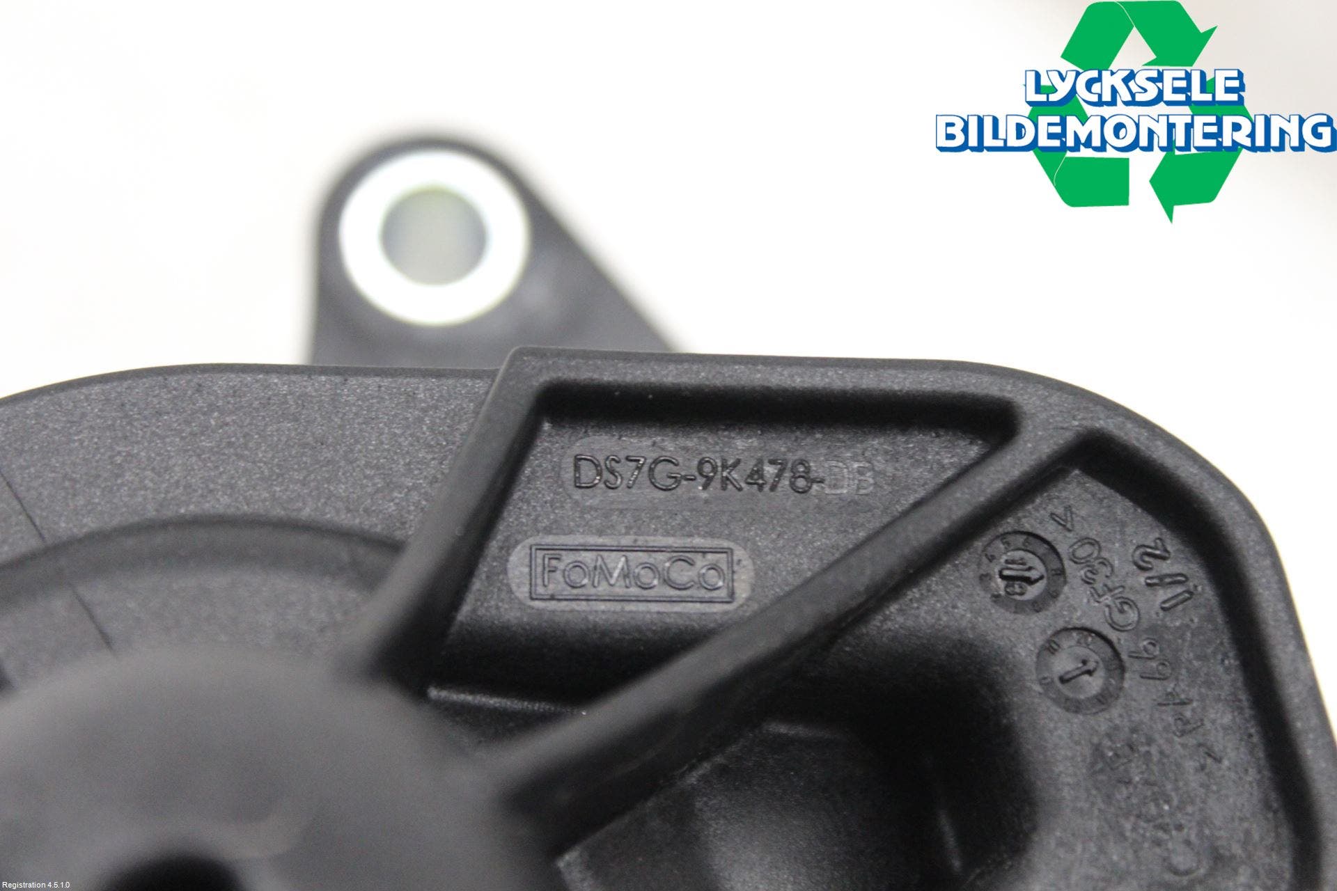 Ford KUGA 17-19 Termostat