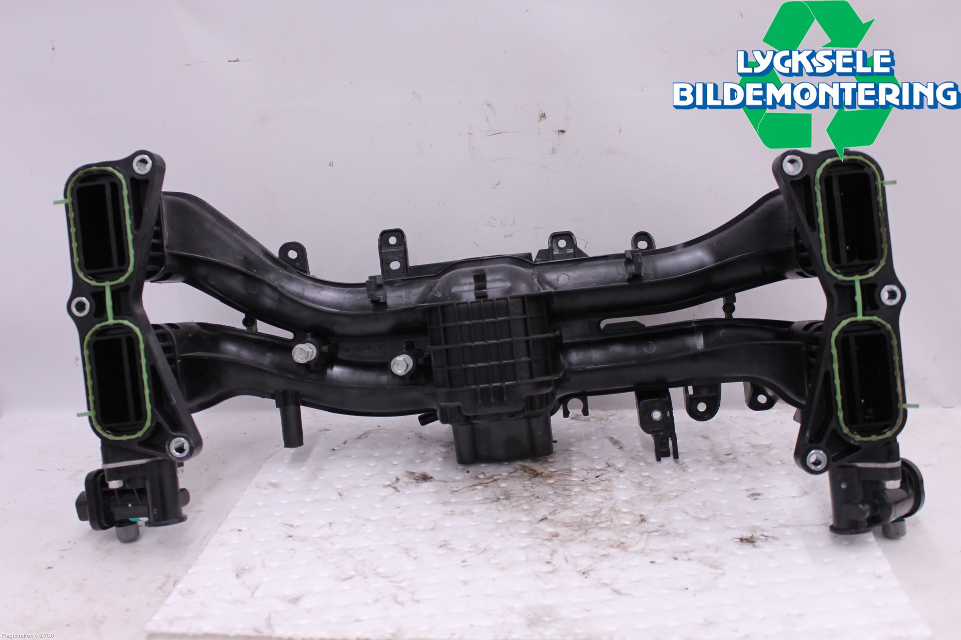 Subaru OUTBACK 15-20 Grenrör Insug
