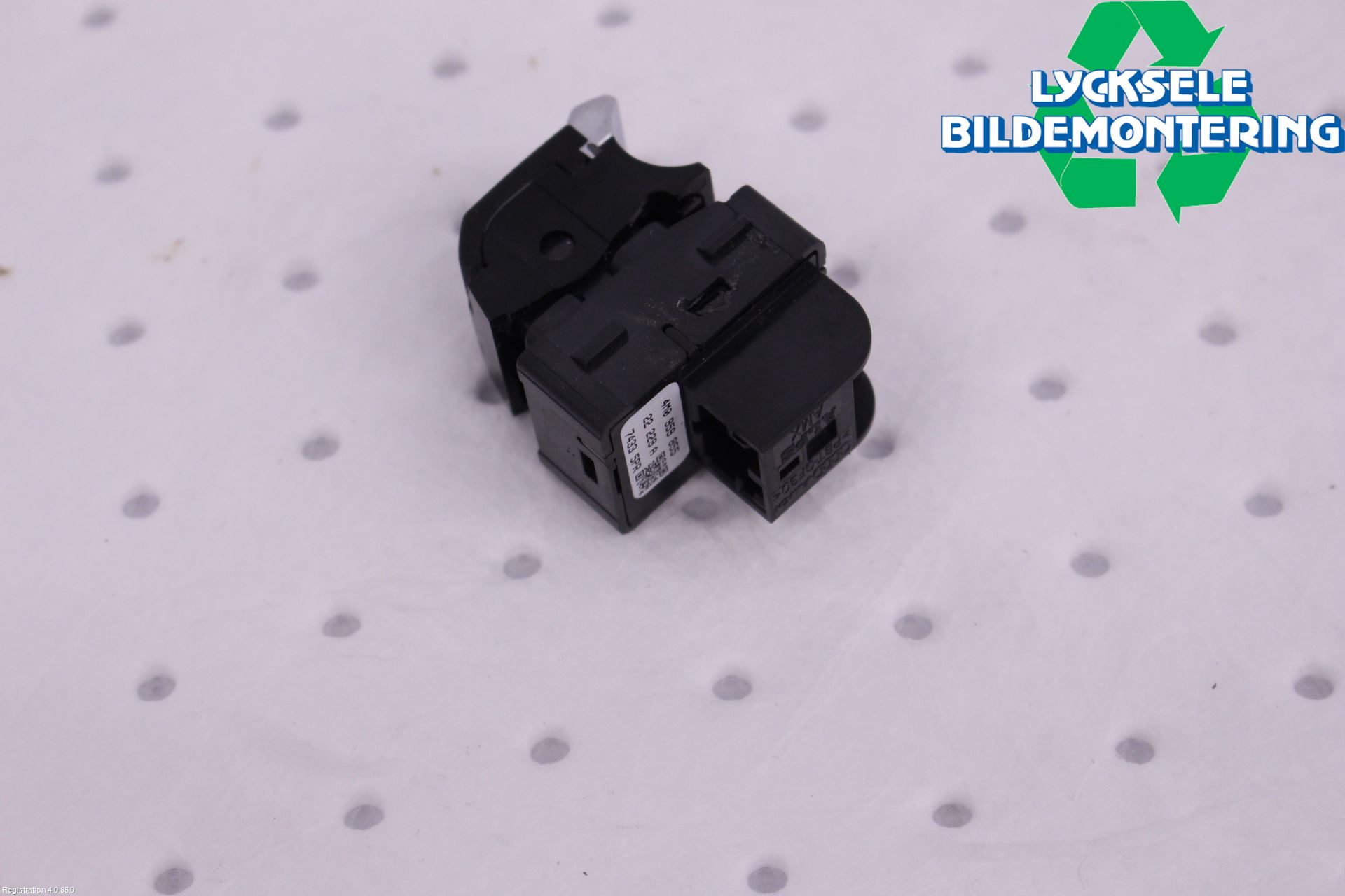 Audi A4/S4 B9 20- Strömställare Elhiss