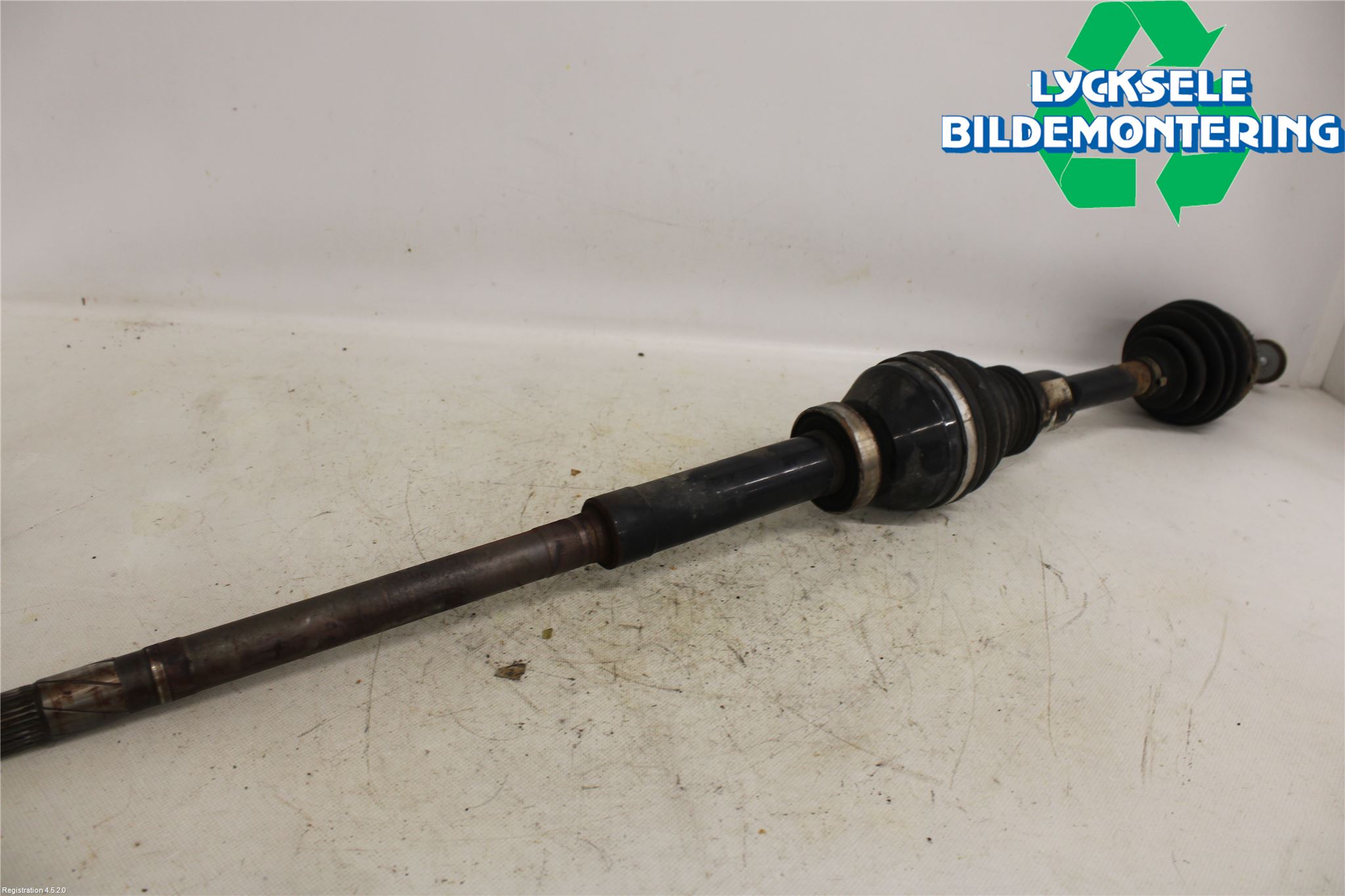 Volvo XC90 07-14 Drivaxel Fram Höger