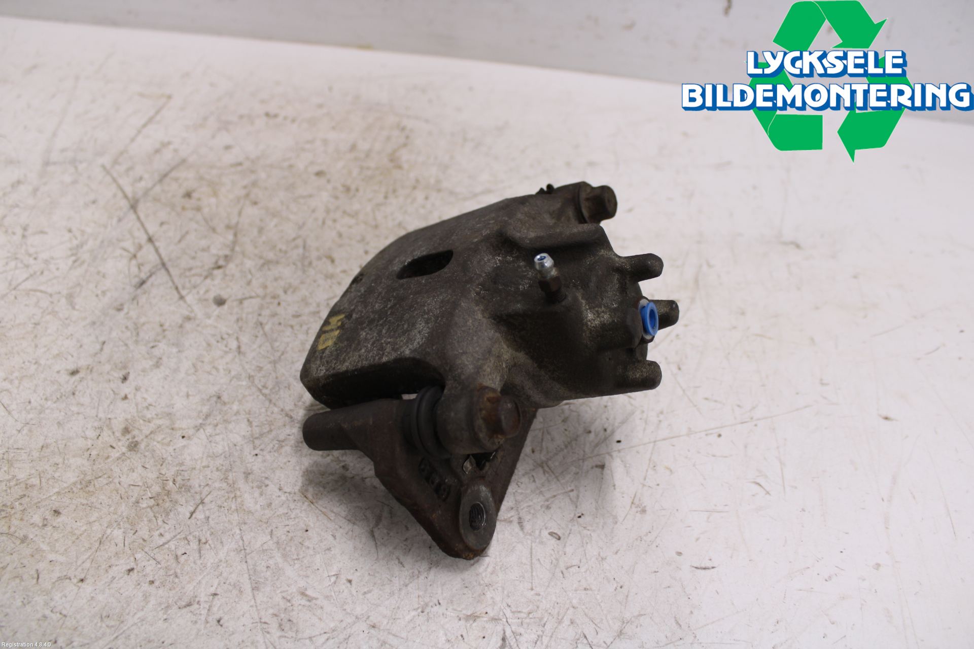 Mitsubishi PAJERO  99-06 Bromsok Bak Höger