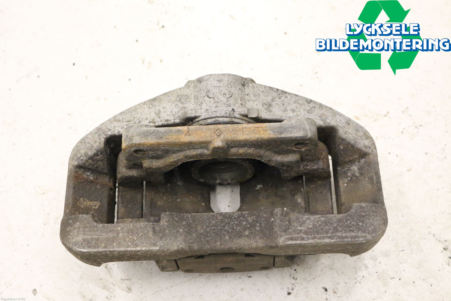 BMW 5 F10/F11/F18 09-17 Bromsok Fram Vänster