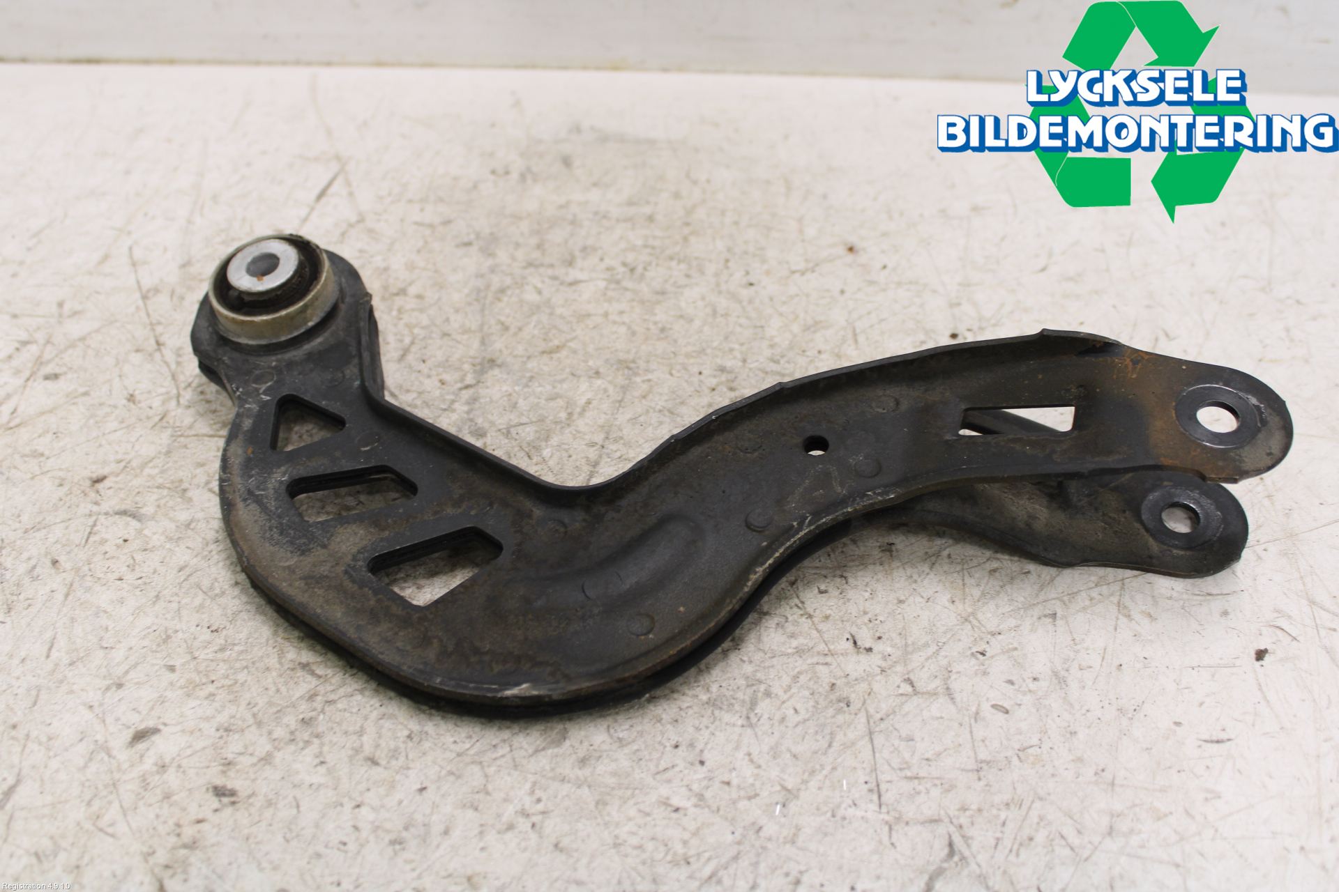 Mercedes-Benz MB CLA-KLASS (C117/X117) 13-19 Bärarm Bak Övre Höger