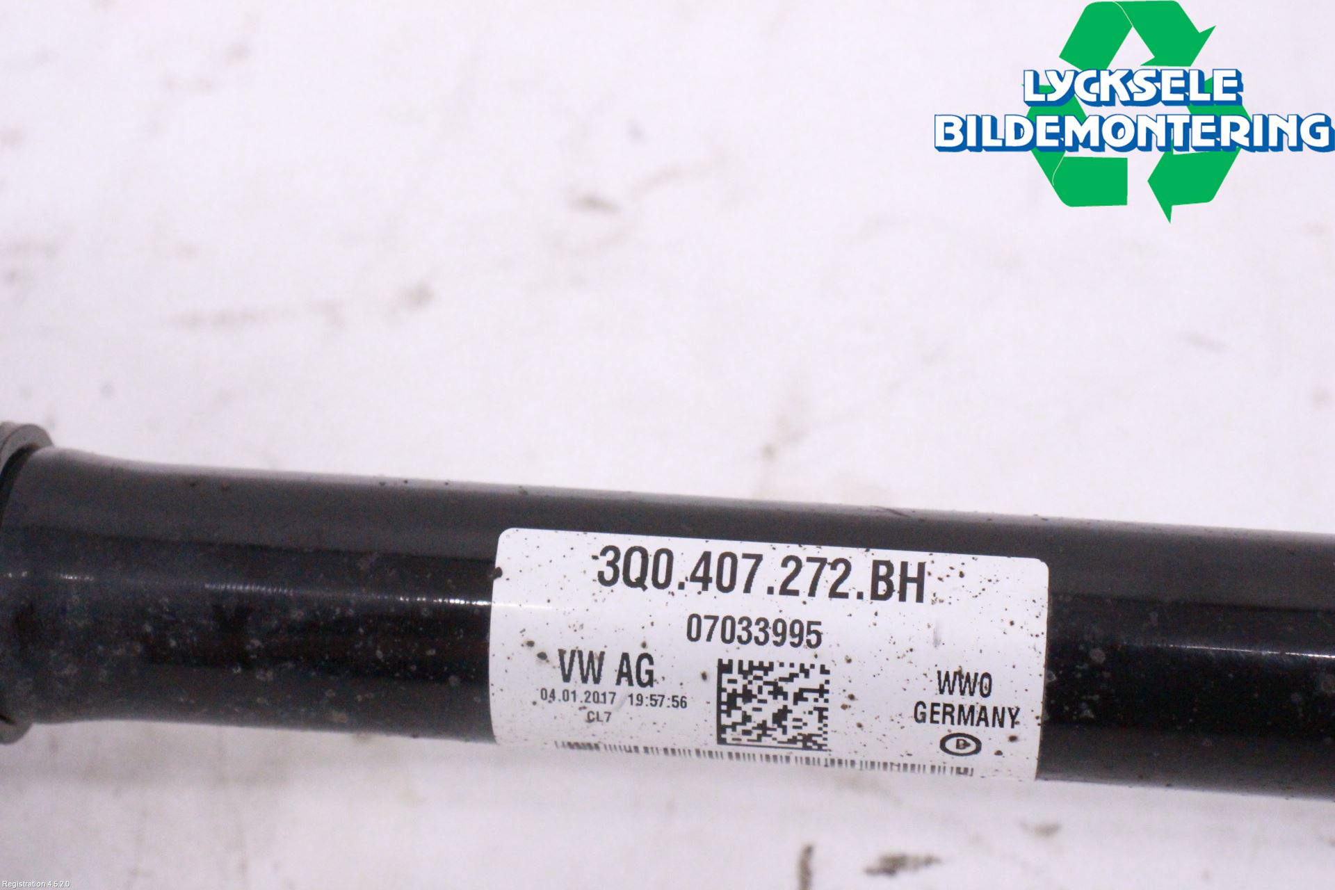 Volkswagen VW TIGUAN 16-24 Drivaxel Fram Höger