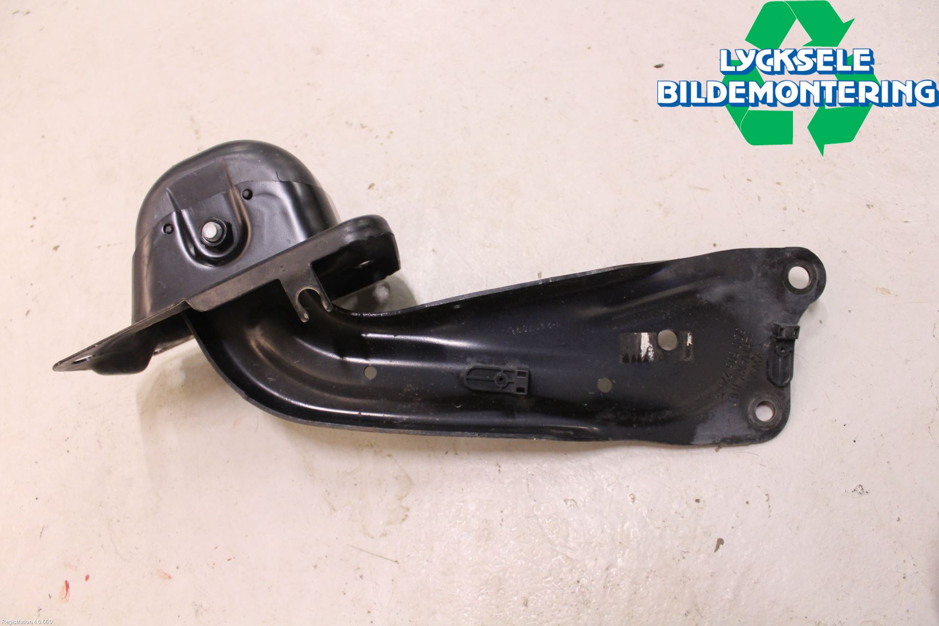 Volkswagen VW GOLF / E-GOLF VII 13-20 Bärarm Bak Höger