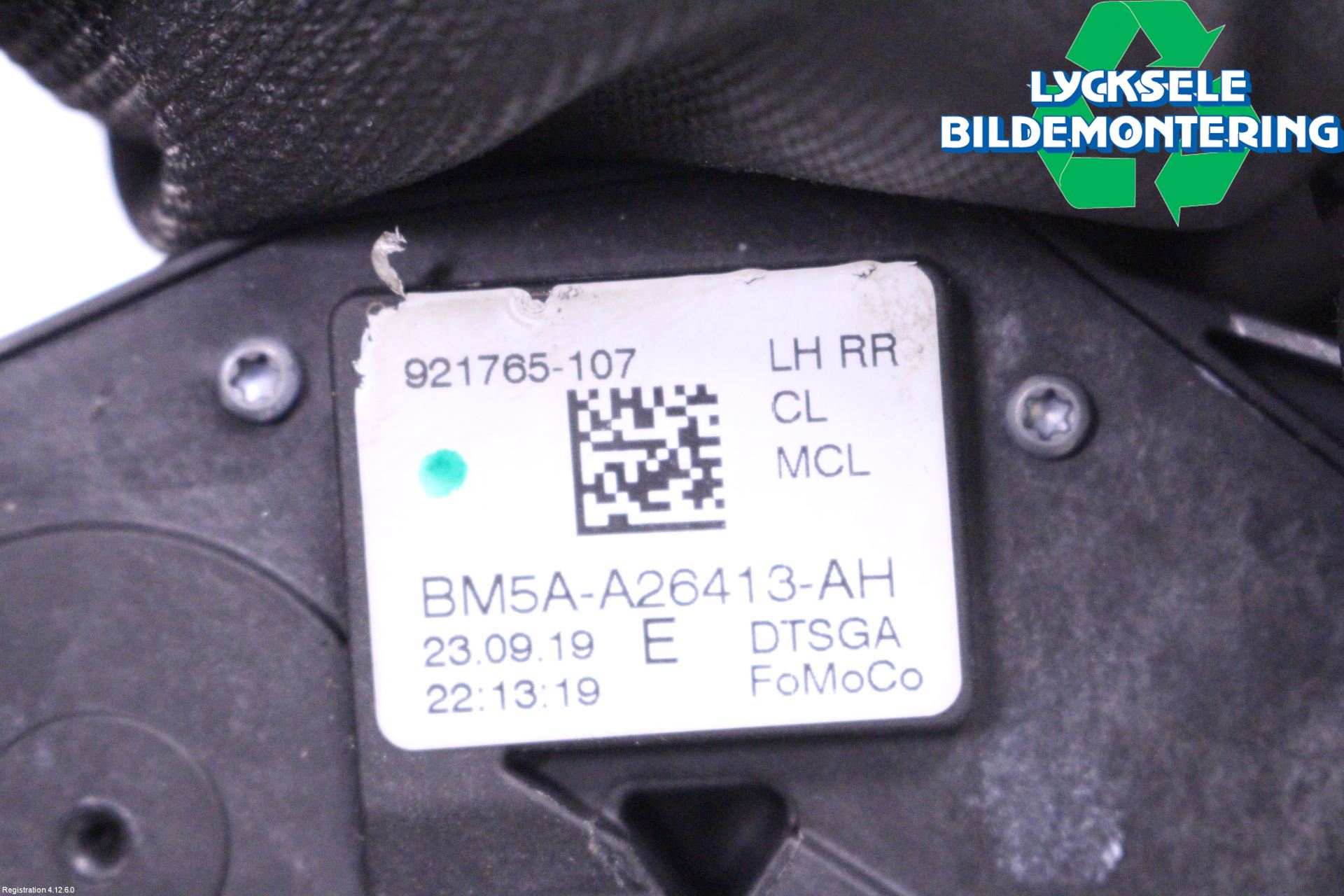 Ford KUGA 17-19 Låskista-Dörrlås