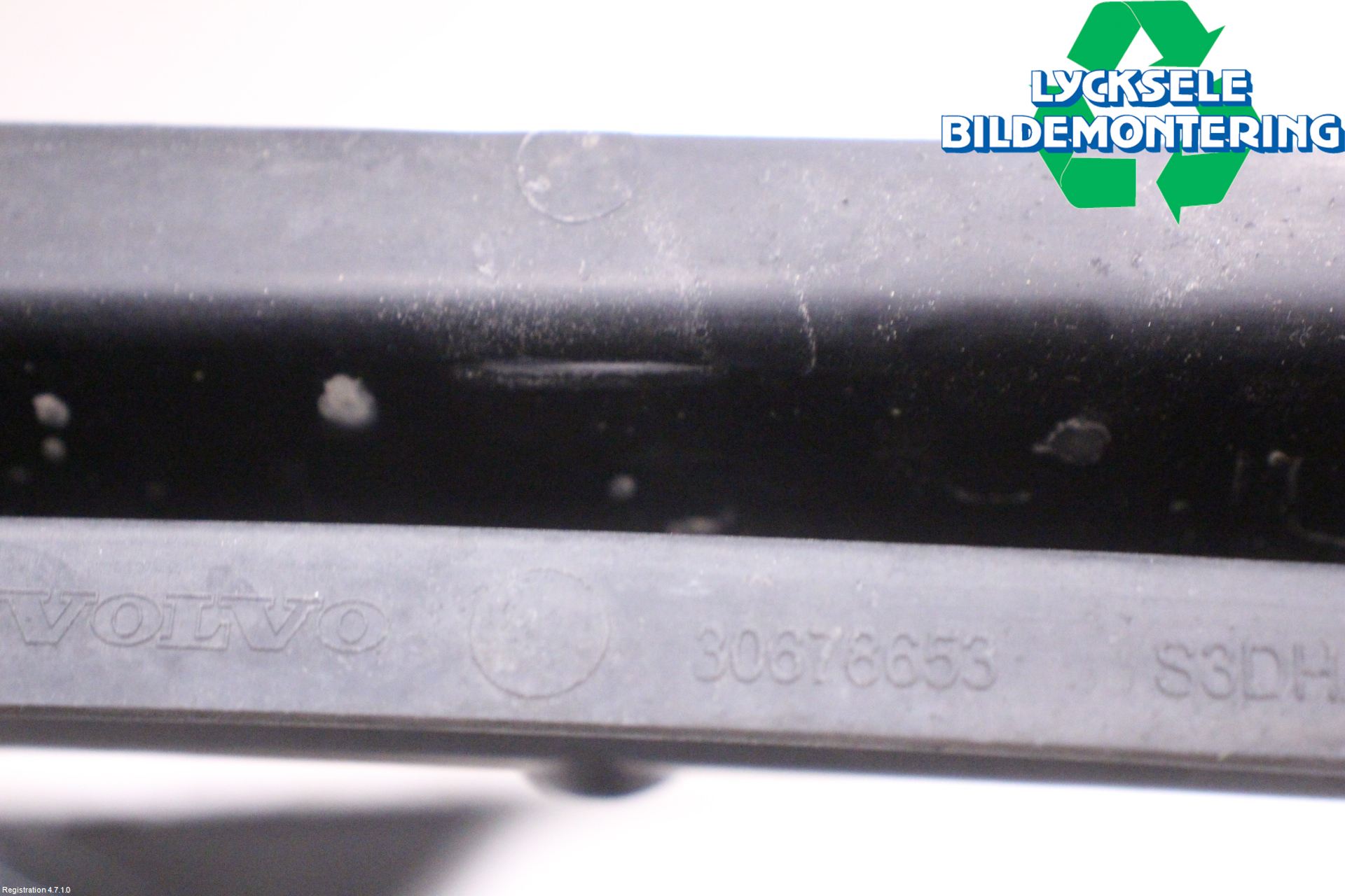 Volvo V70 08-13 Stötfsidostycke Mellanlägg