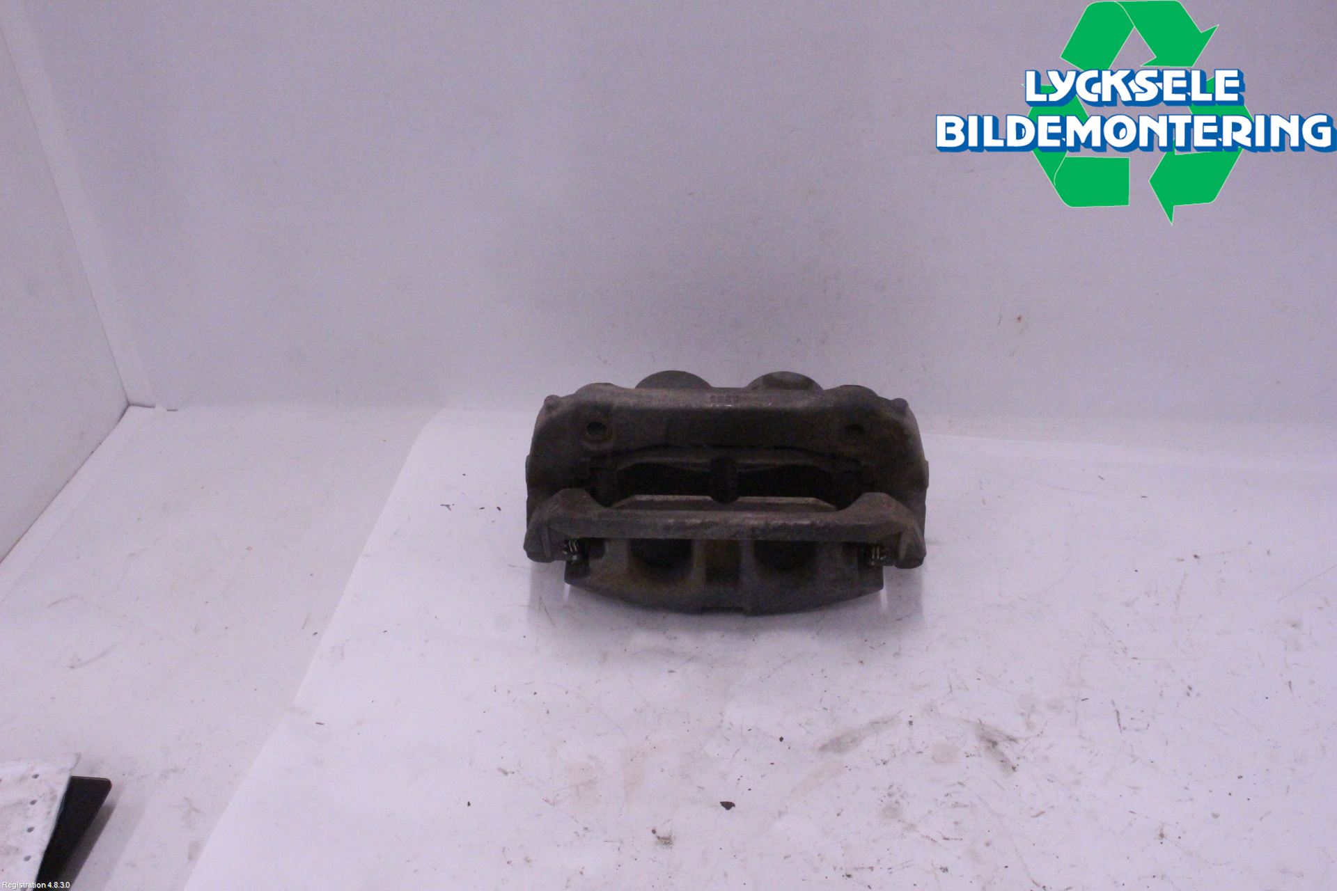 Dodge PICK UP RAM 81- Bromsok Fram Höger