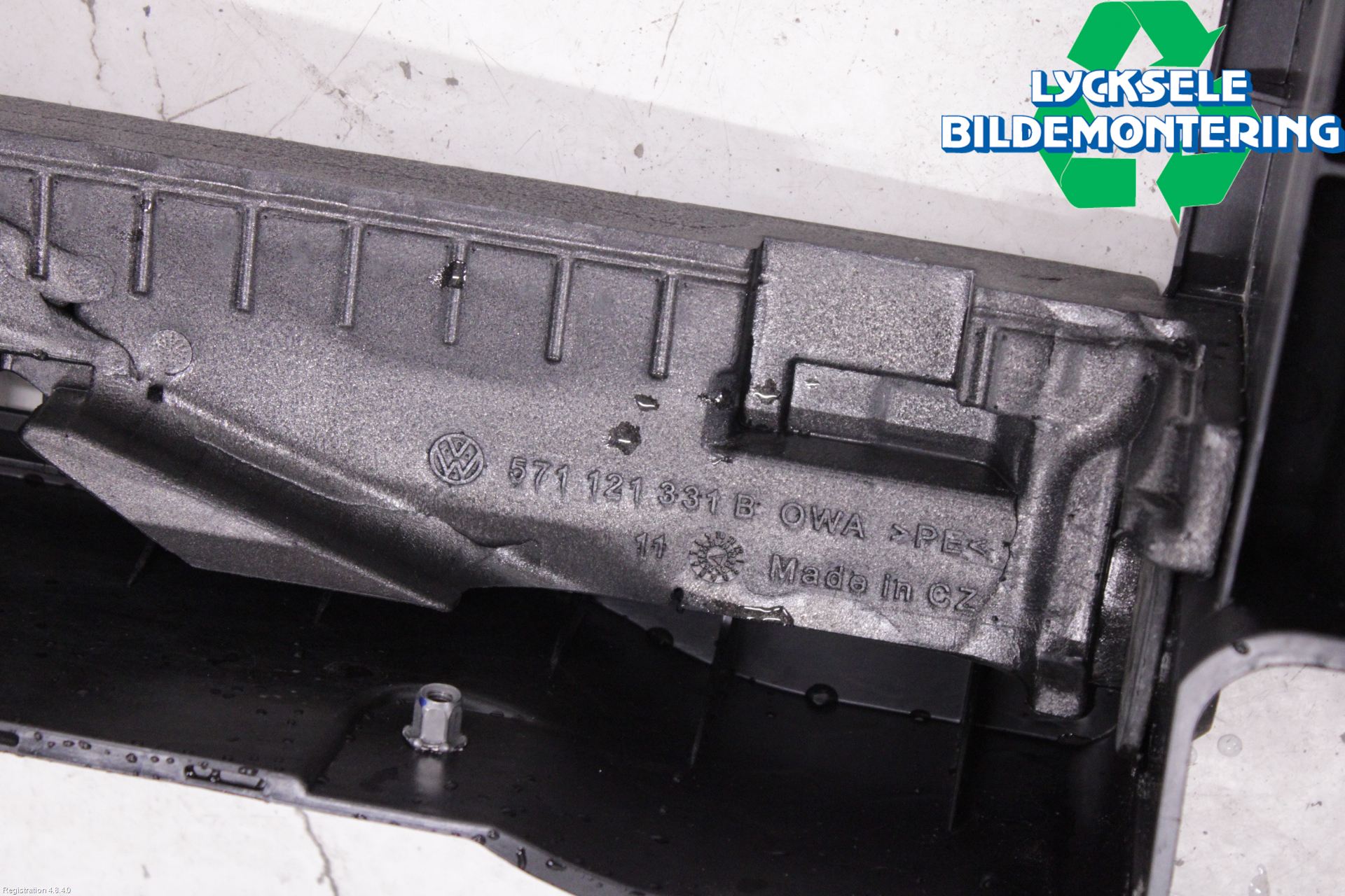 Volkswagen VW TIGUAN 24- Frontkorg