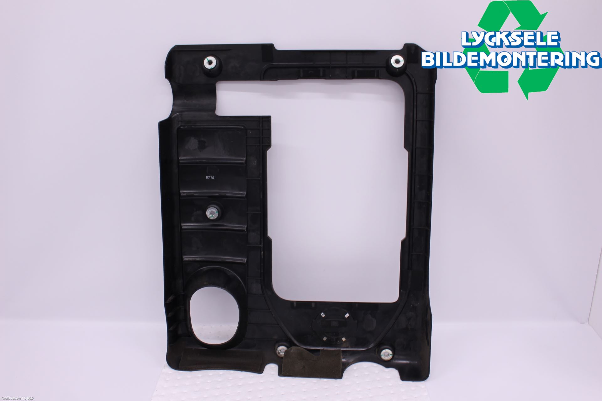 Nissan PATROL Motorkåpa