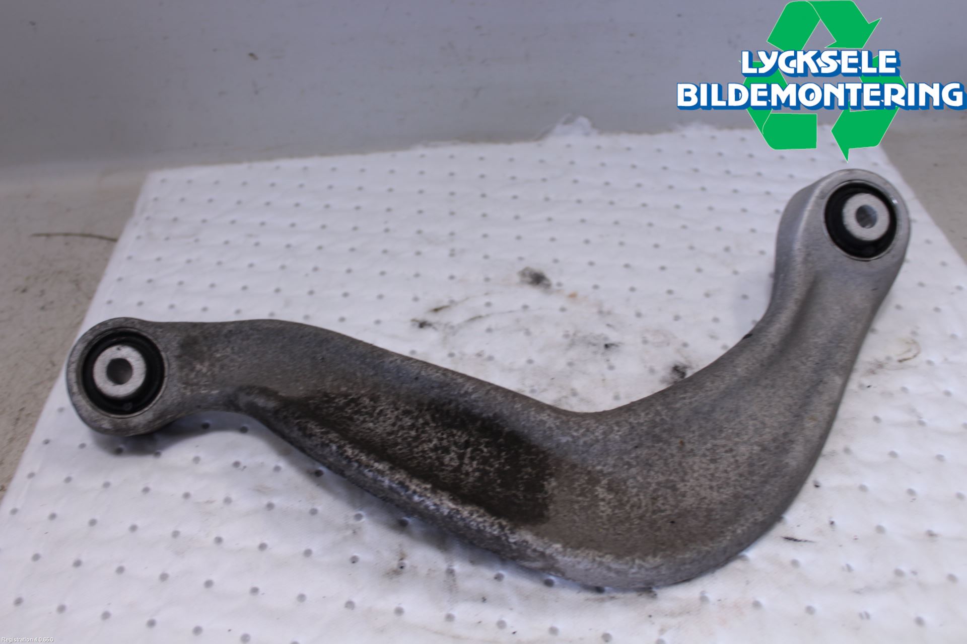 Audi A6 ALLROAD 12-18 Bärarm Bak Övre Vänster