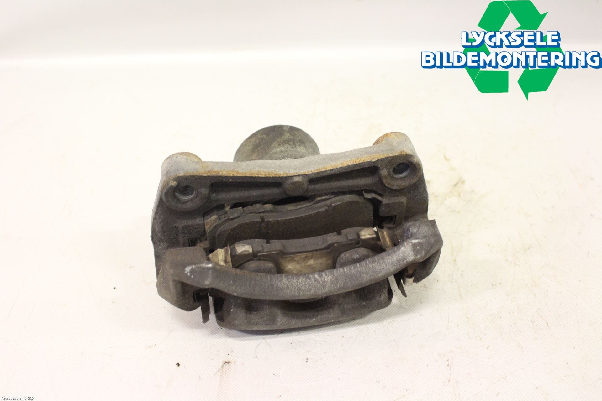 Nissan JUKE 10-14 Bromsok Fram Höger